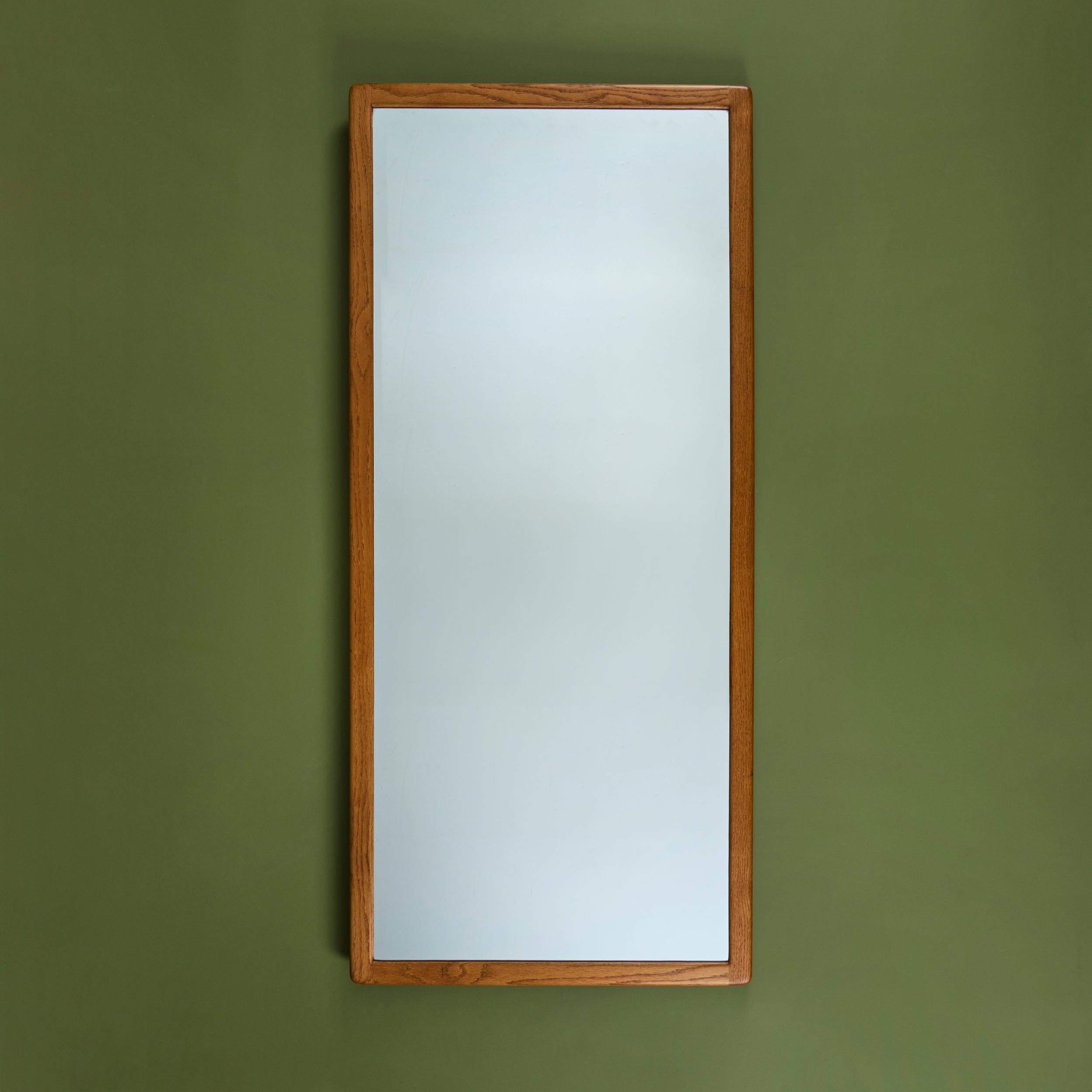 Mid-Century moderno Gerald McCabe Oversized Oak Wall Mirror in vendita