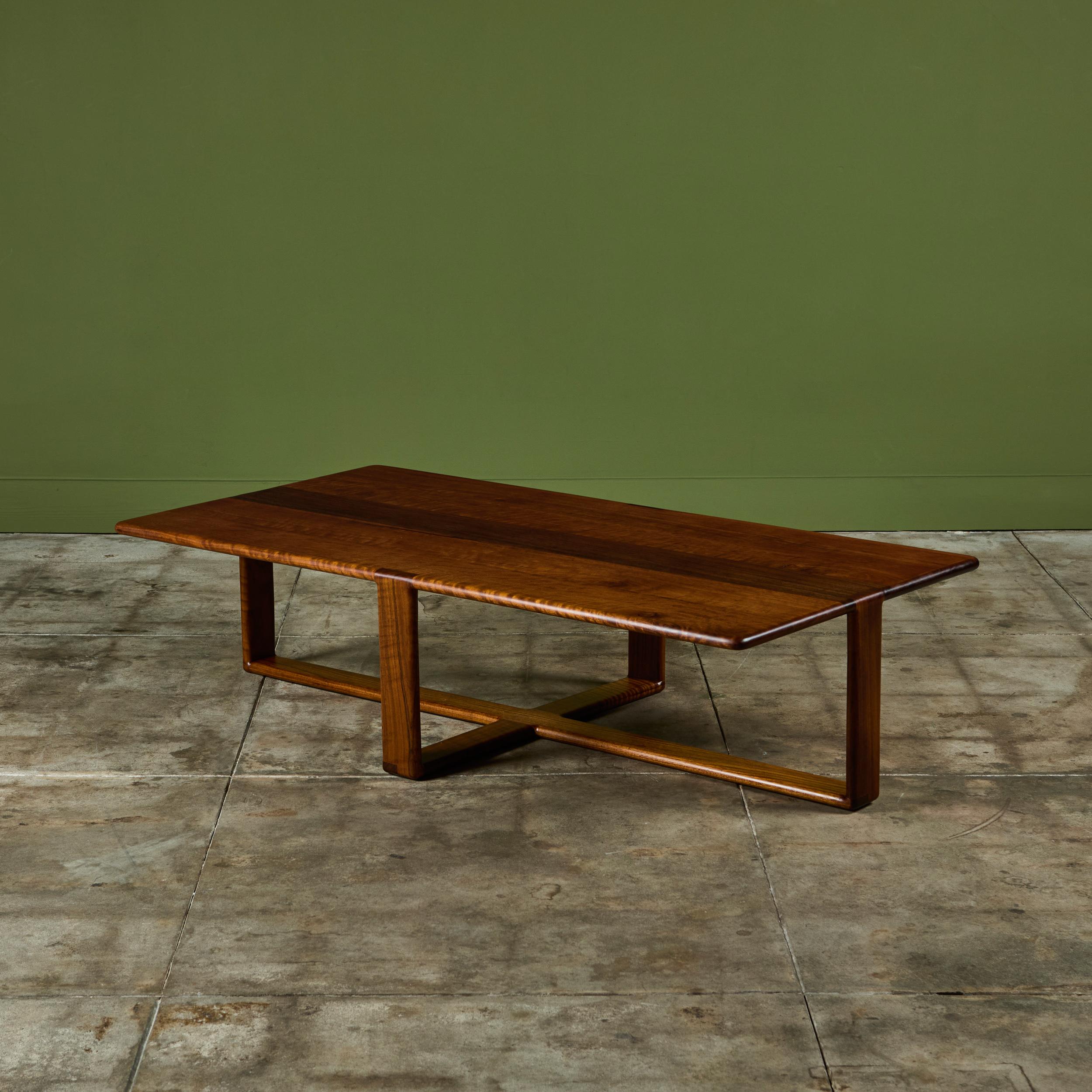 Gerald McCabe Rechteckiger Shedua Couchtisch im Angebot 3