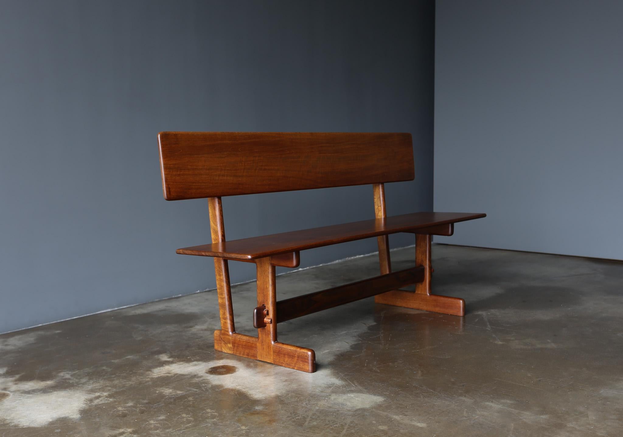 Gerald McCabe Shedua Trestle Dining Table & Benches, c.1980 For Sale 13