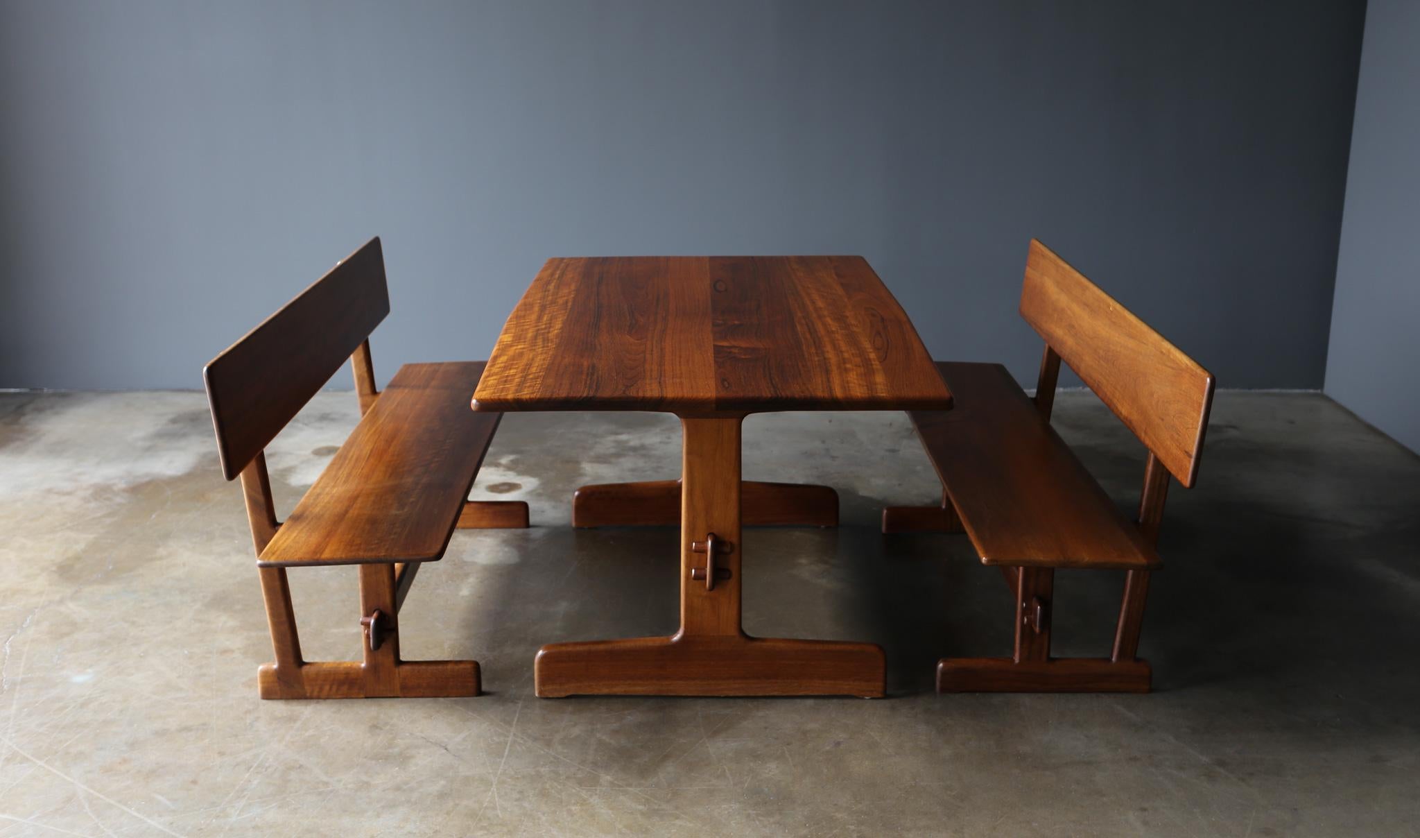 Mid-Century Modern Gerald McCabe Shedua Trestle Dining Table & Benches, c.1980 For Sale