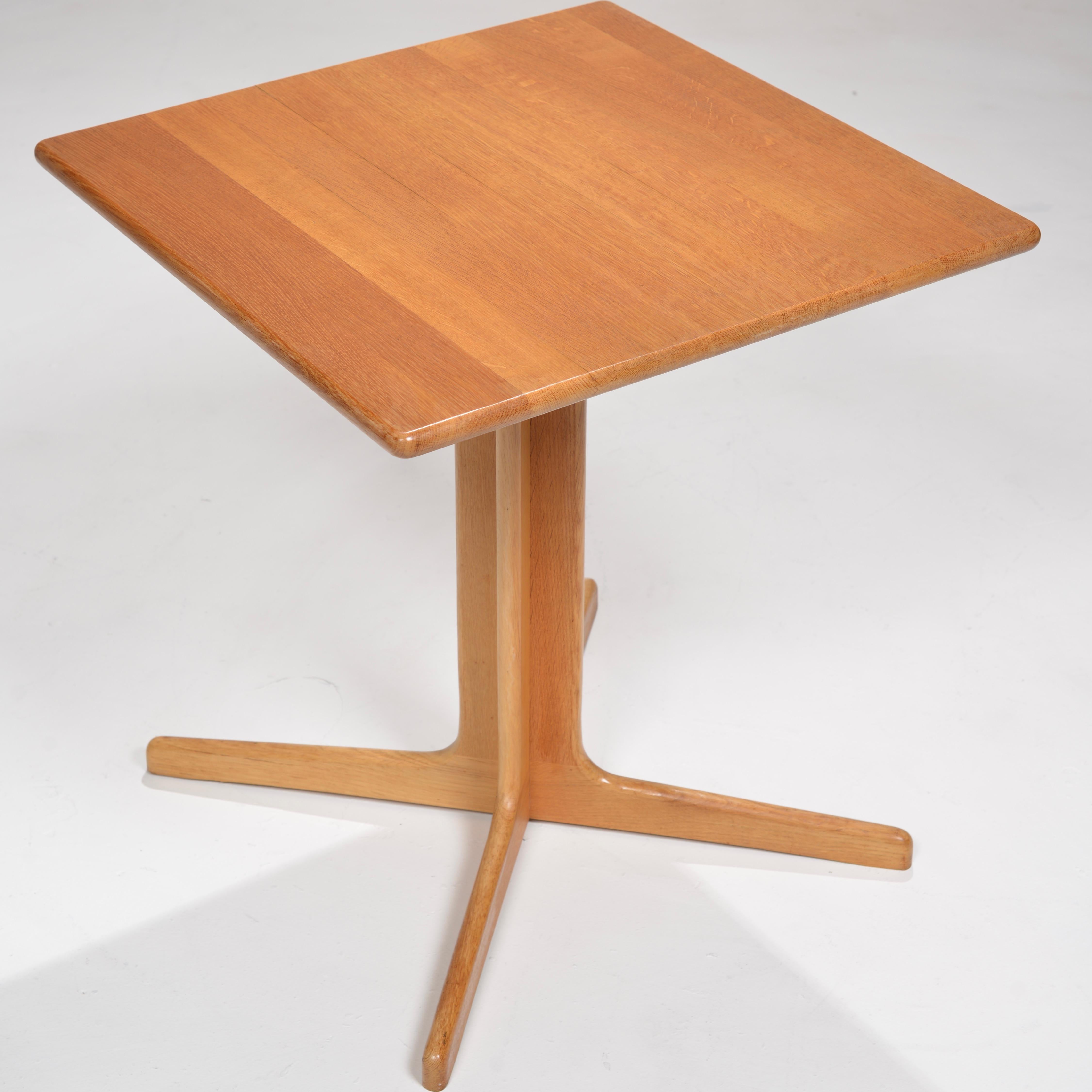 American Gerald Mccabe Side Table in White Oak For Sale
