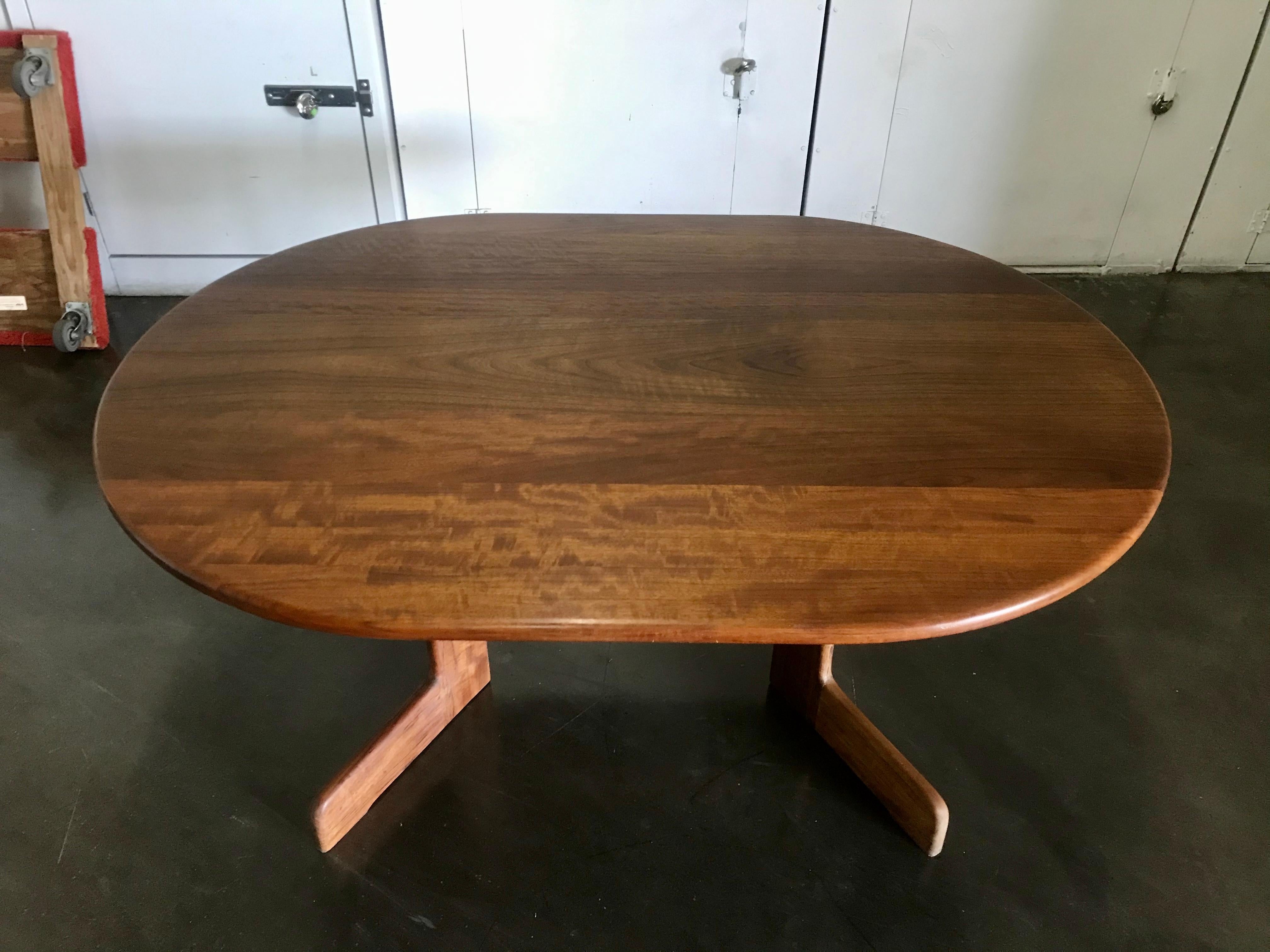 American Shedua Wood Dining Table + Four Chairs Gerald McCabe For Sale
