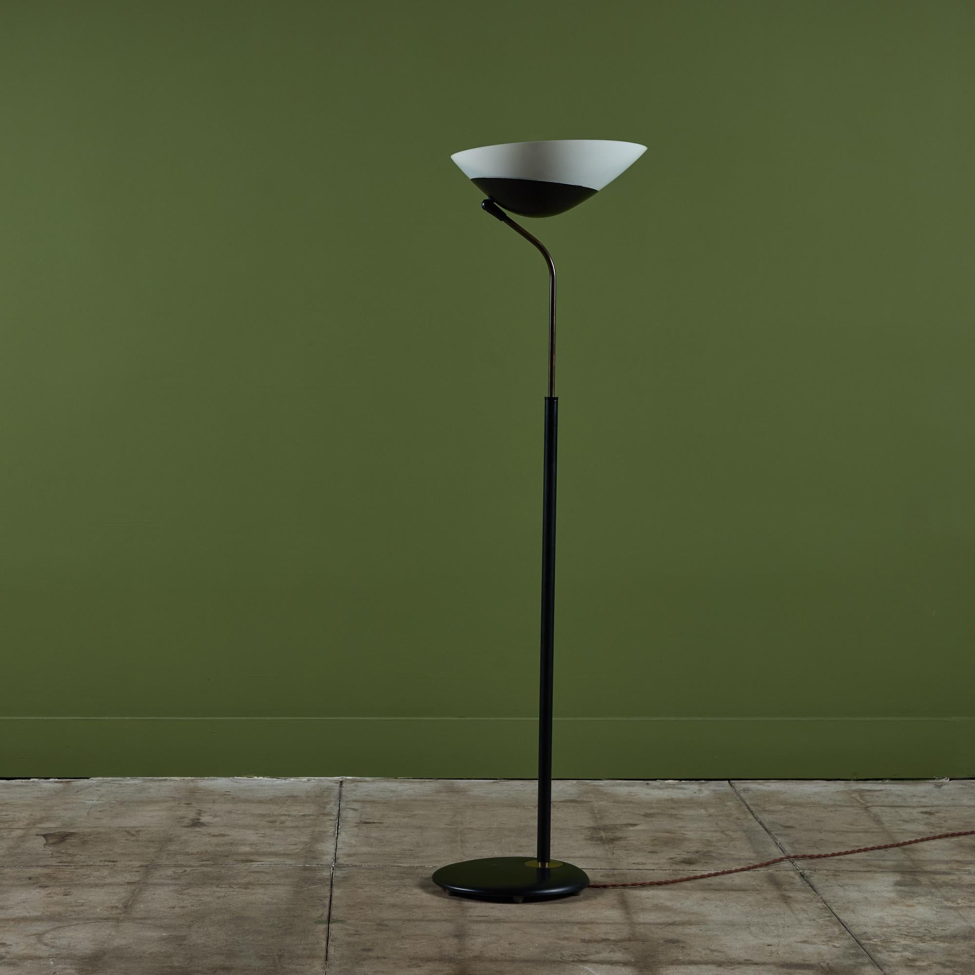 Gerald Thurston Black Enamel Floor Lamp with Pivoting Shade for Lightolier In Good Condition In Los Angeles, CA