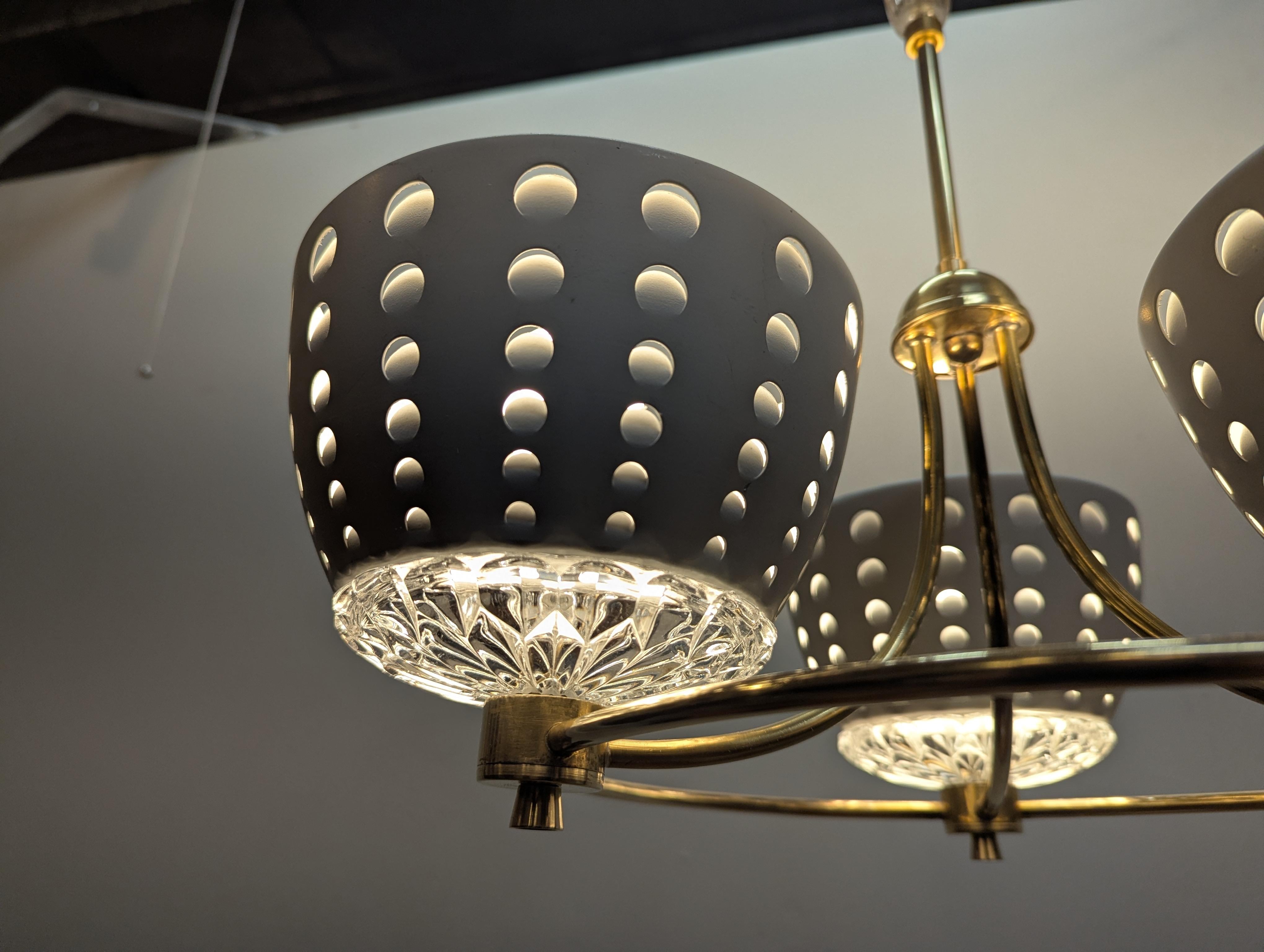 Gerald Thurston Lampadario a sospensione in ottone e cristallo Lightolier in vendita 3