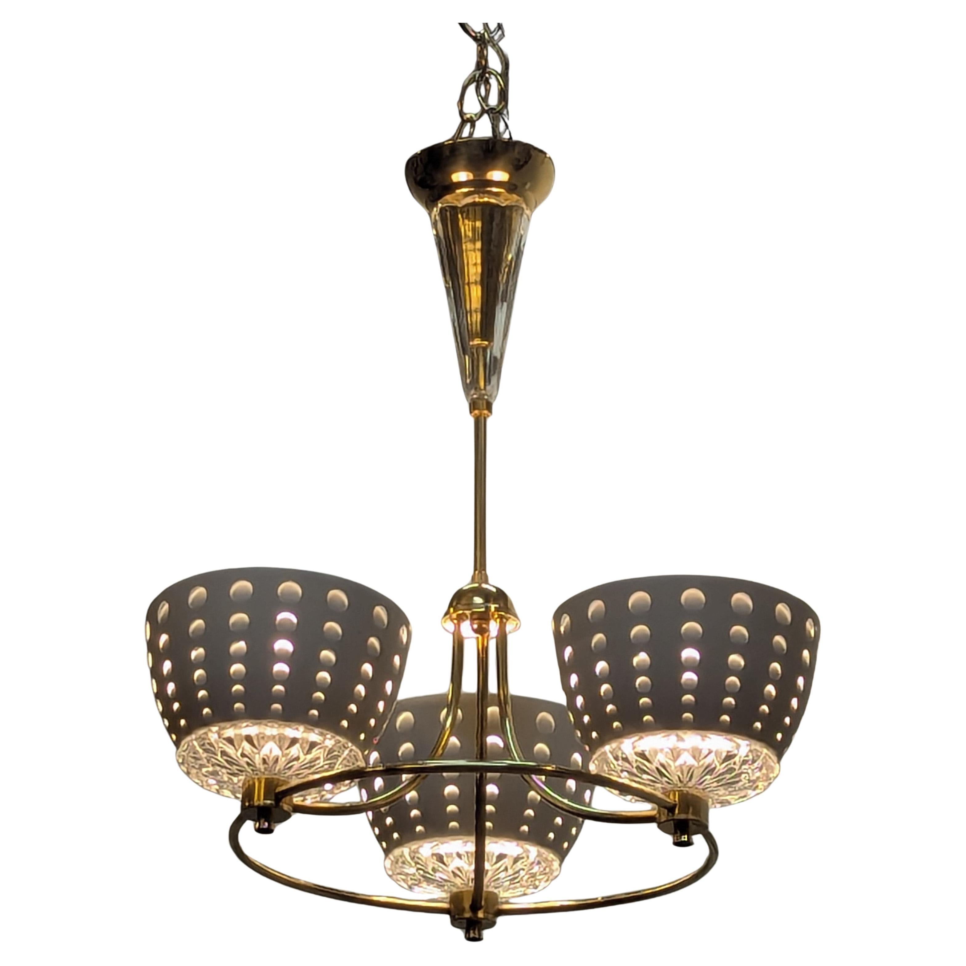Gerald Thurston Lampadario a sospensione in ottone e cristallo Lightolier in vendita