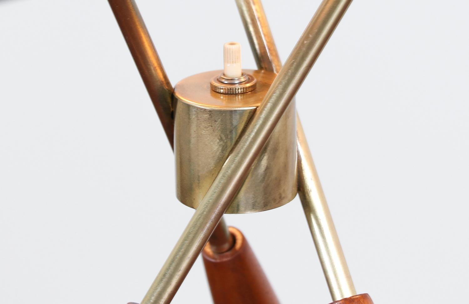 Polished Gerald Thurston Brass Tripod Table Lamp for Lightolier Co.