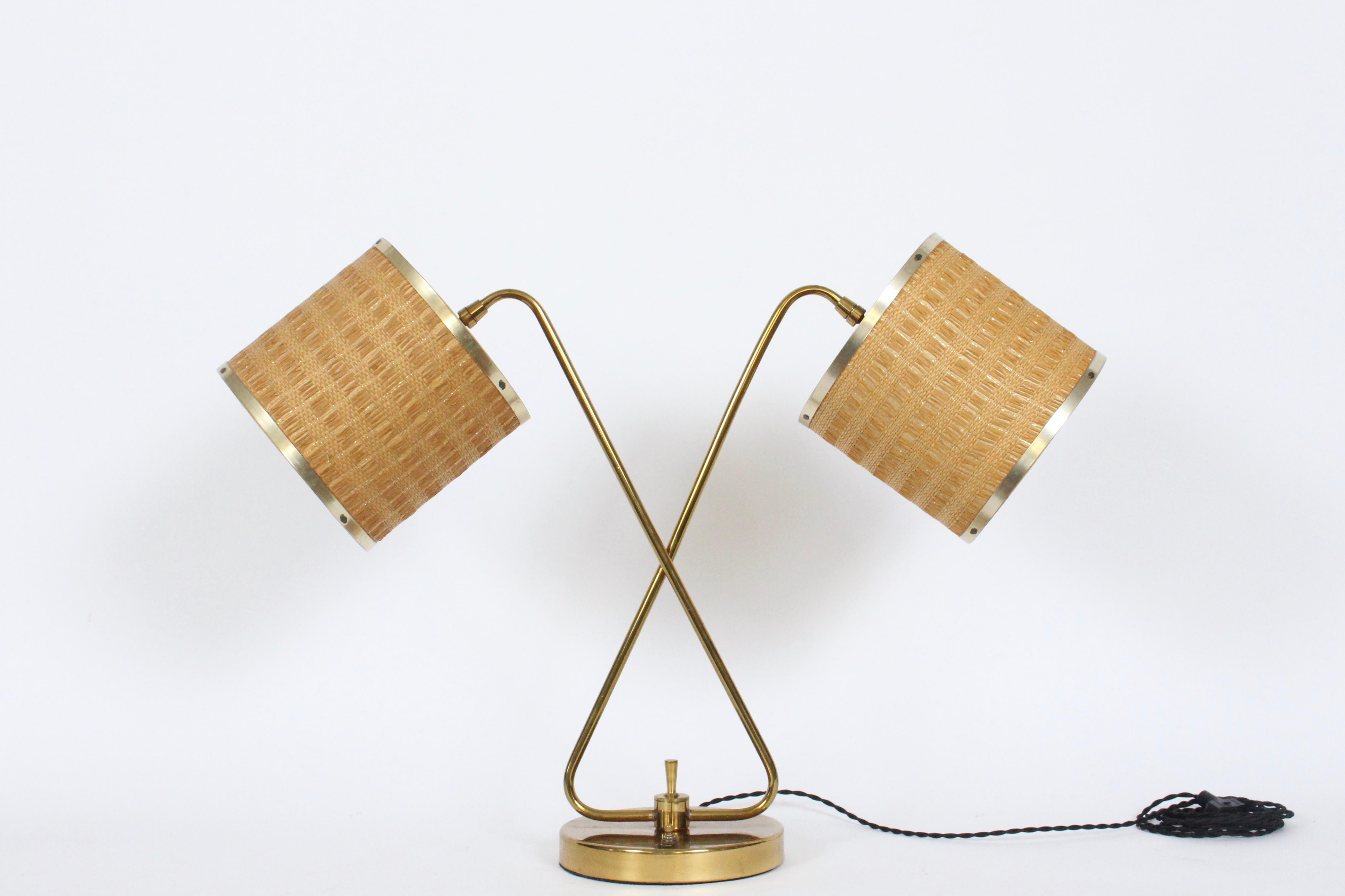 Gerald Thurston Brass Crossed Sword Dual Shade Partners Desk Lamp, 1950's For Sale 5