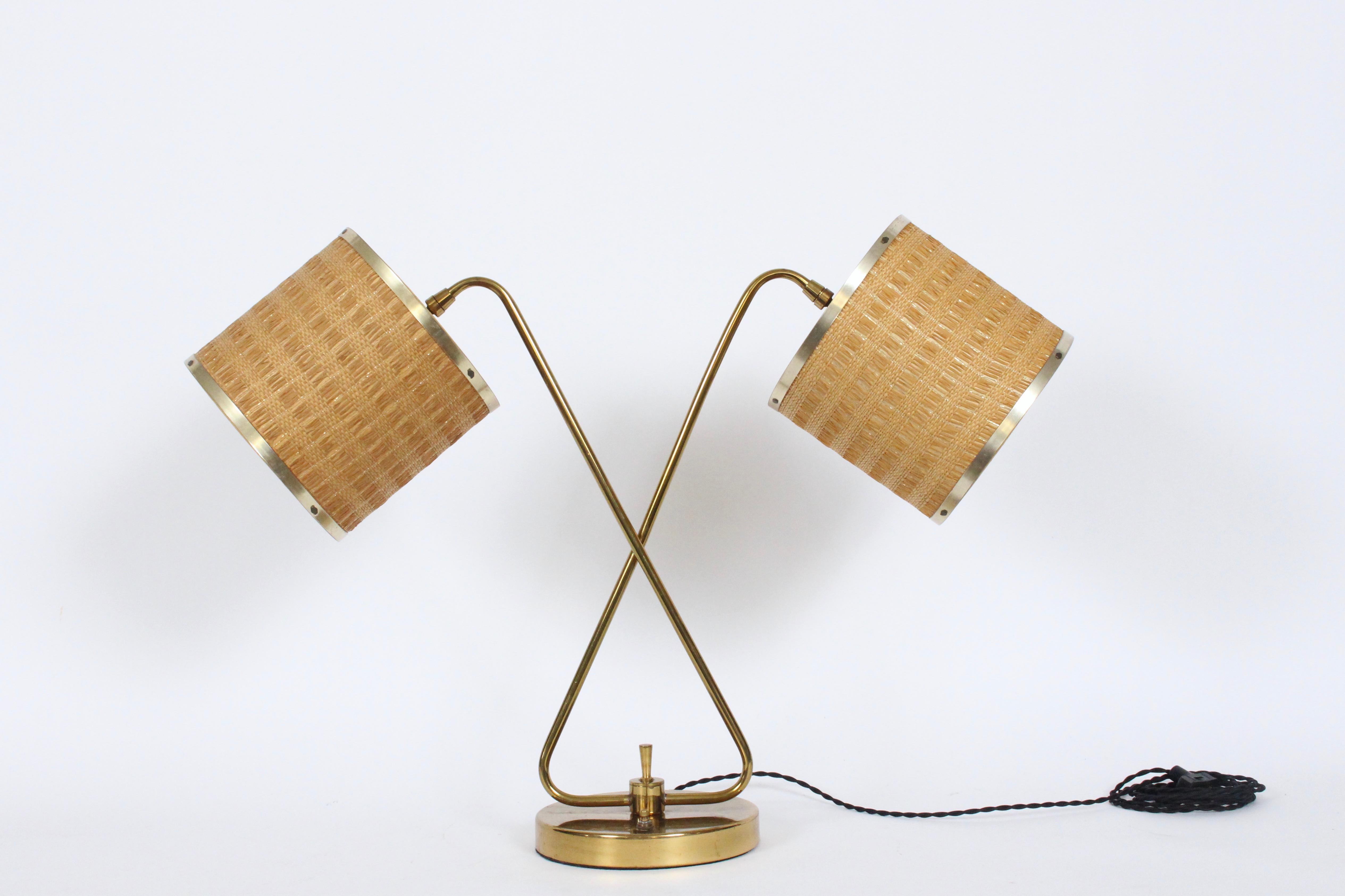 Gerald Thurston Brass Crossed Sword Dual Shade Partners Desk Lamp, 1950's For Sale 10
