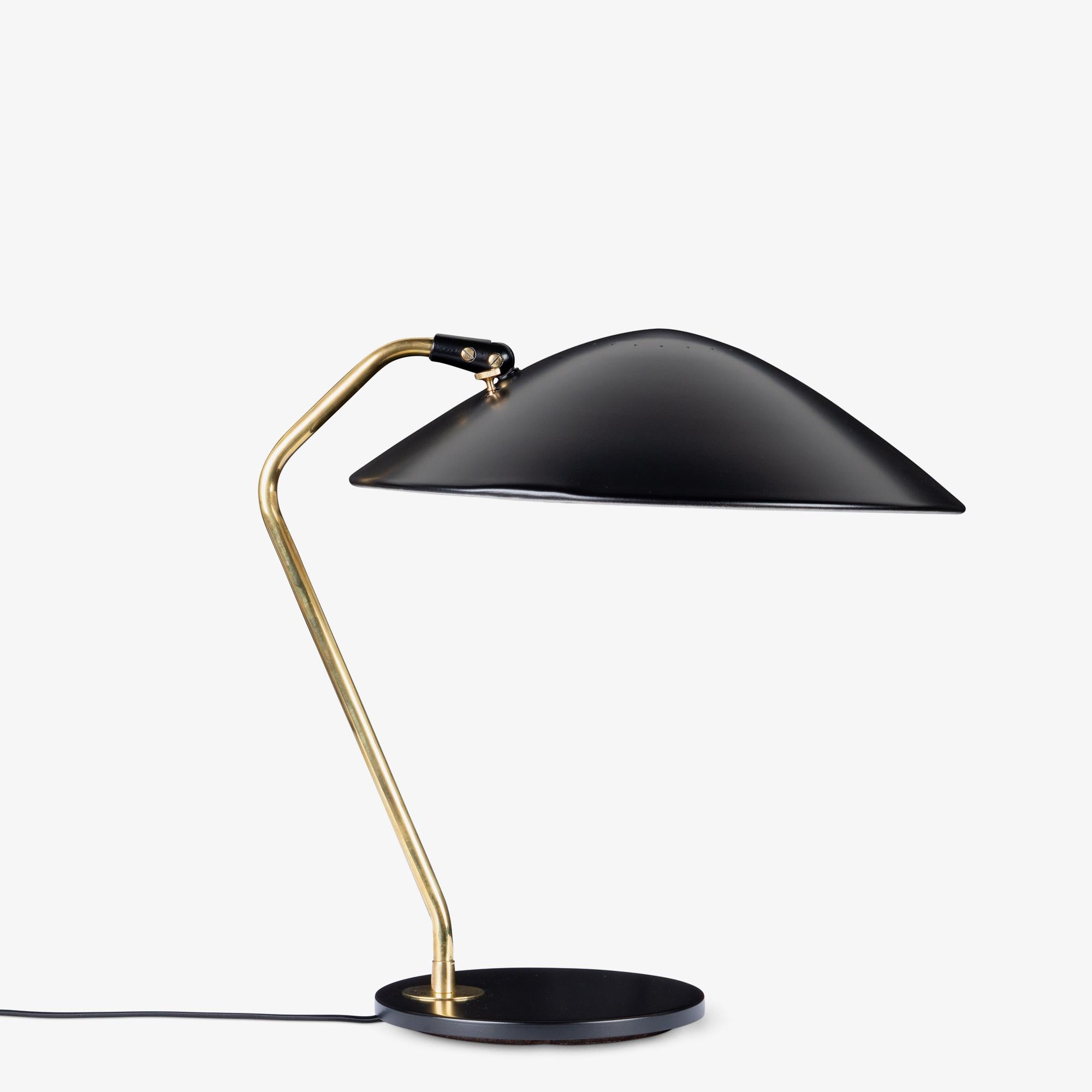 Gerald Thurston for Lightolier Accent Table Lamp in Gloss Black & Polished Brass For Sale 3