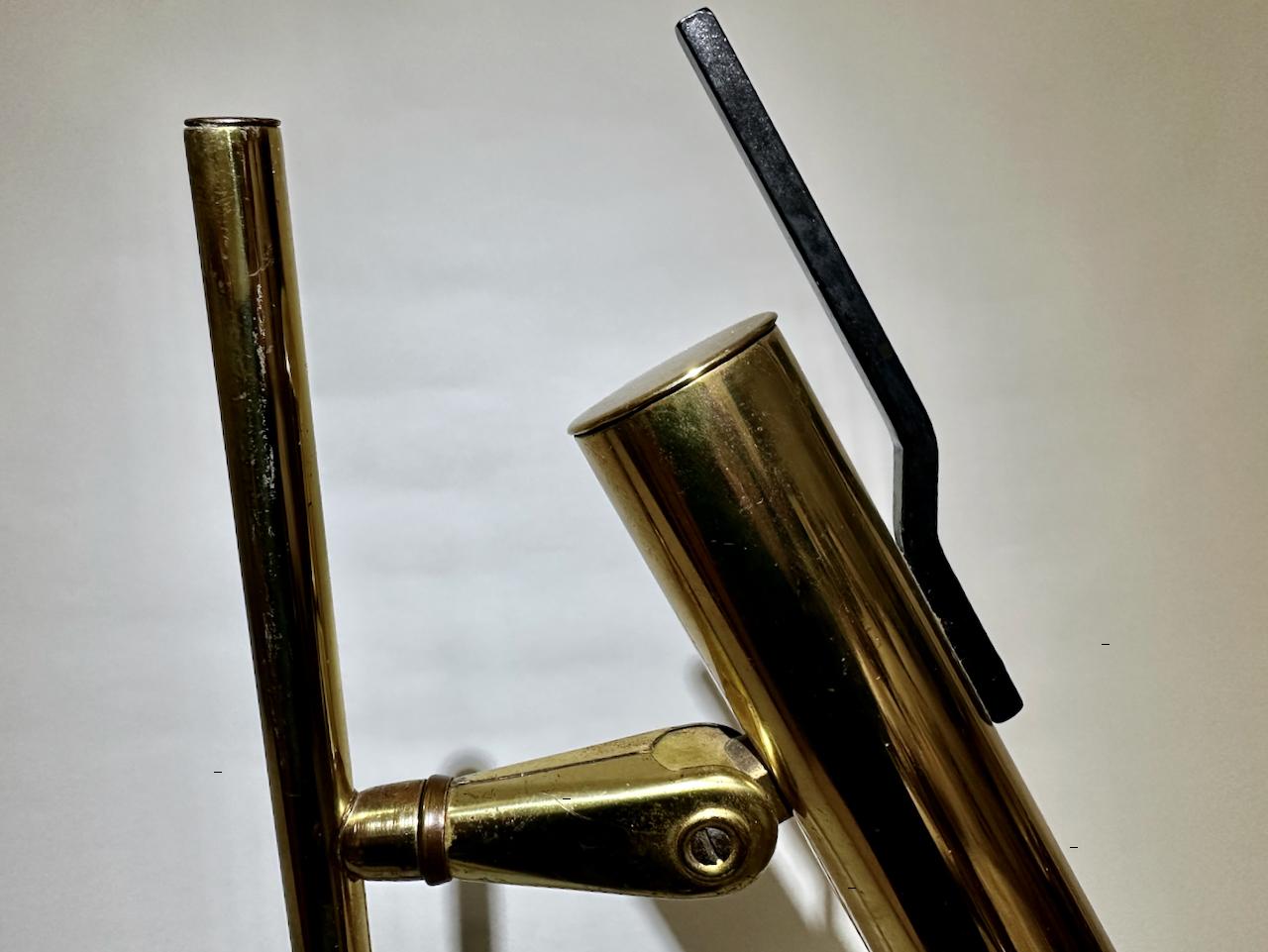Gerald Thurston for Lightolier Style Adjustable Shaded Brass Desk Lamp, 1960s For Sale 3