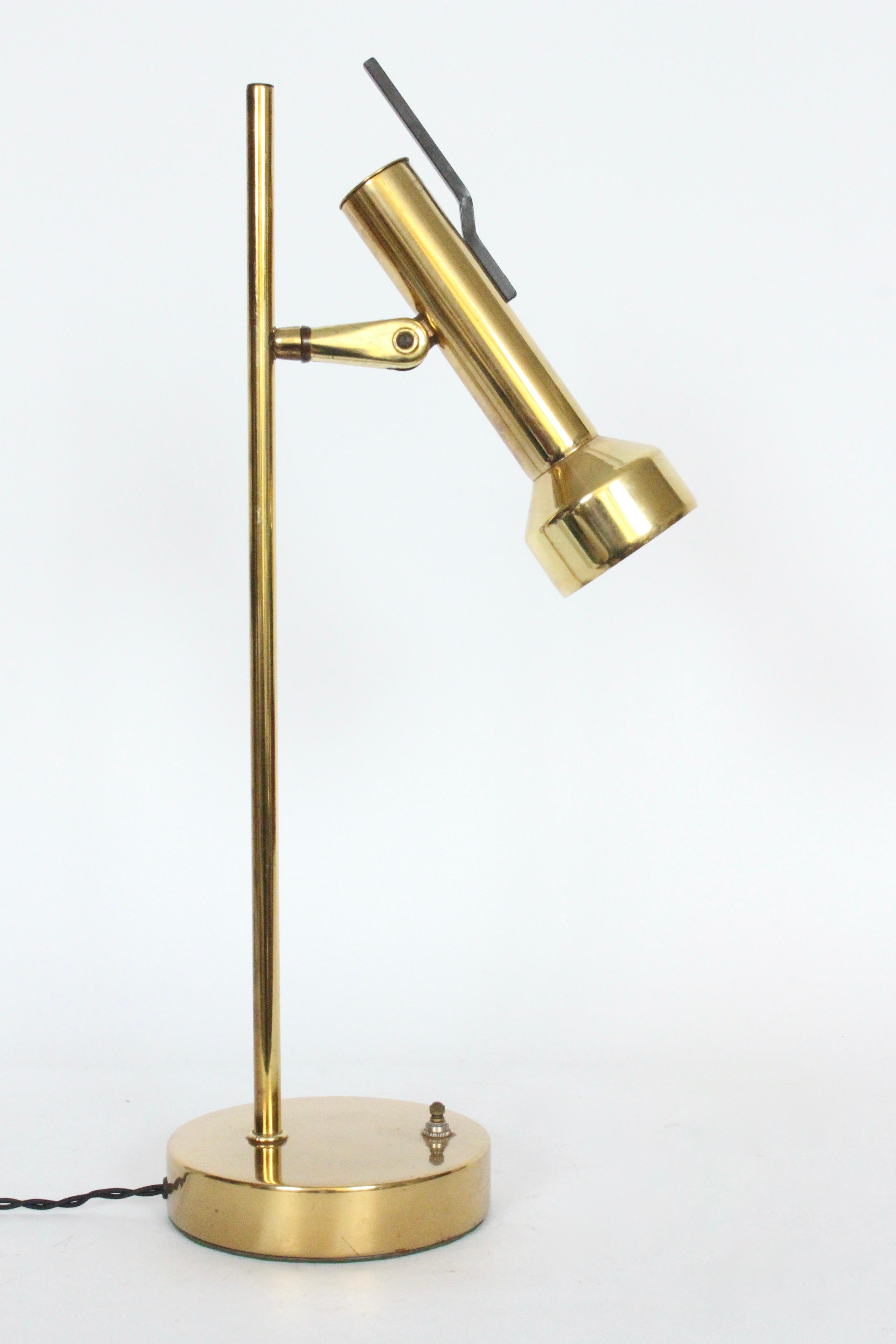 Gerald Thurston for Lightolier Style Adjustable Shaded Brass Desk Lamp, 1960s For Sale 1