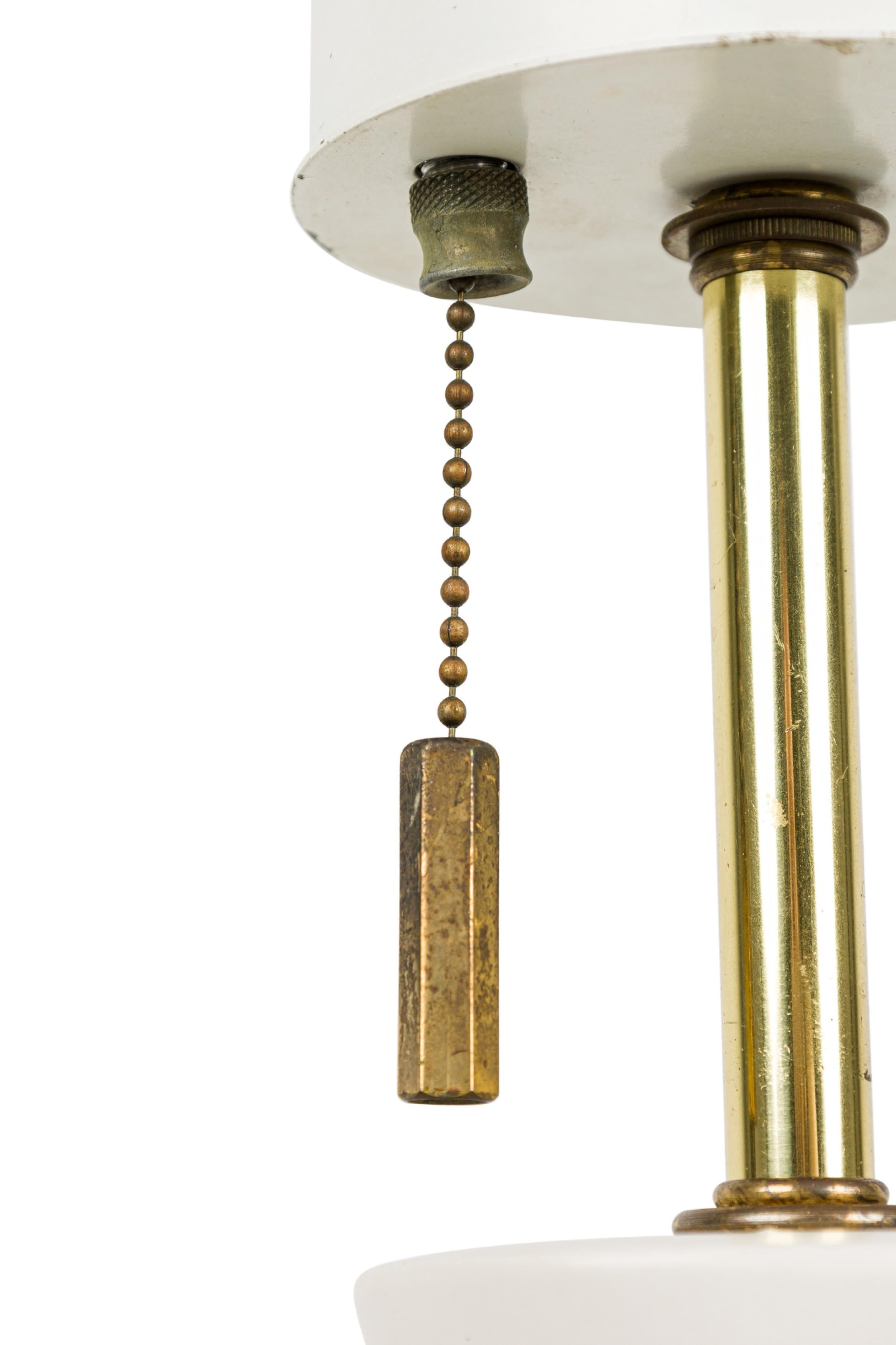Hand-Crafted Gerald Thurston for Lightolier American Porcelain Hourglass Table Lamp For Sale