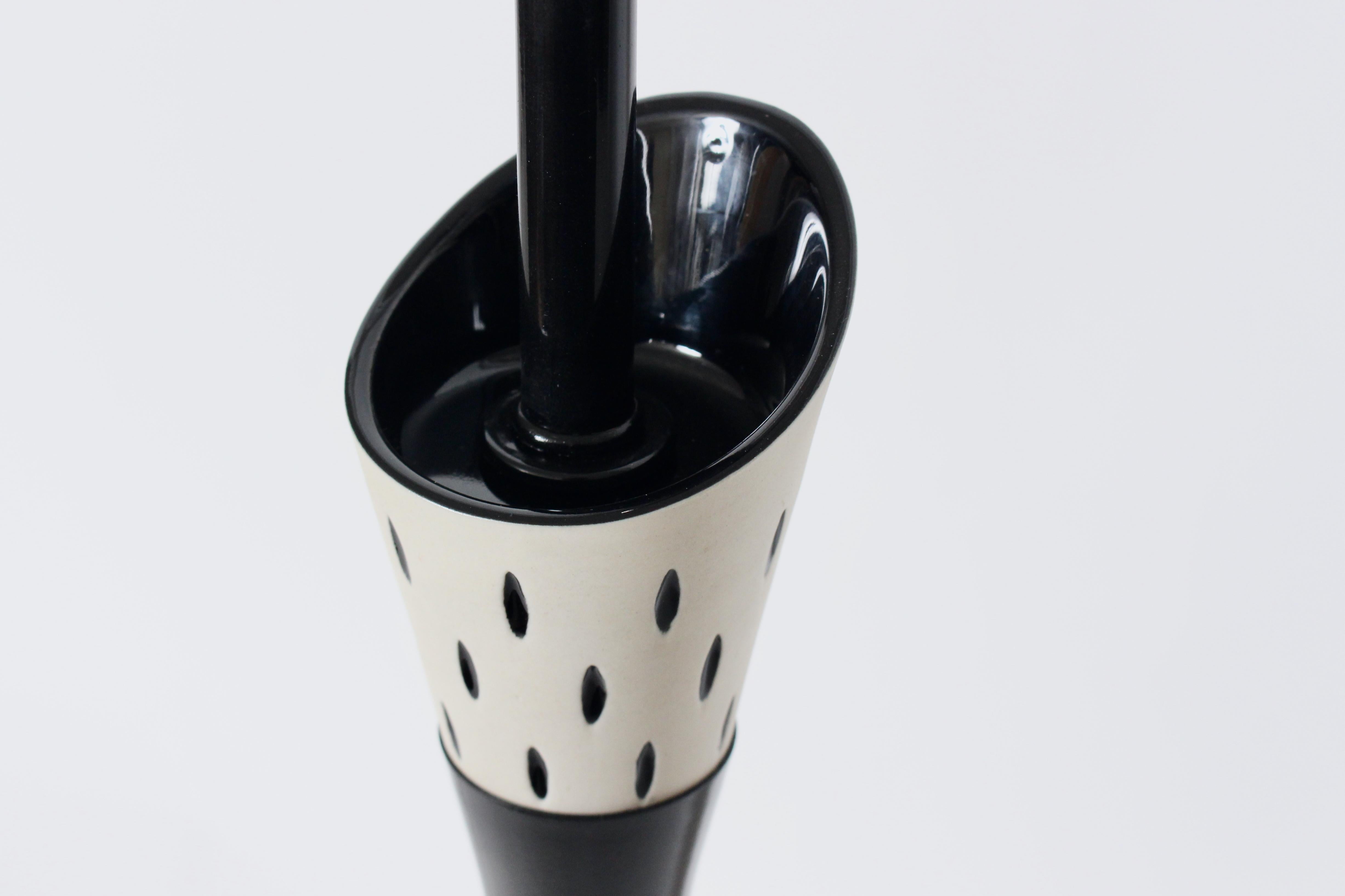 Gerald Thurston per Lightolier Lampada da tavolo in ceramica di Bisque ed Eliptical Black Gloss in vendita 3
