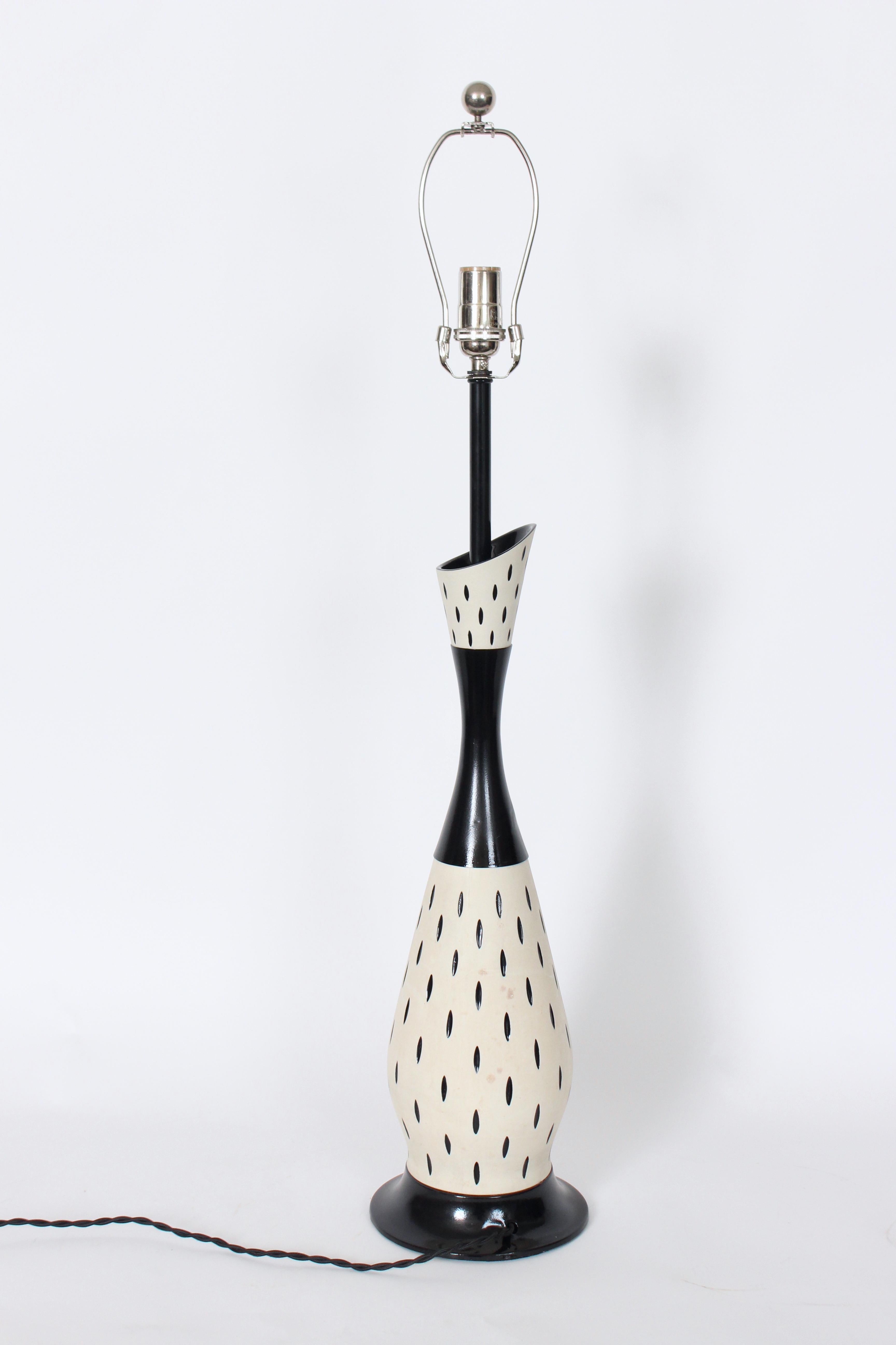 Ottone Gerald Thurston per Lightolier Lampada da tavolo in ceramica di Bisque ed Eliptical Black Gloss in vendita