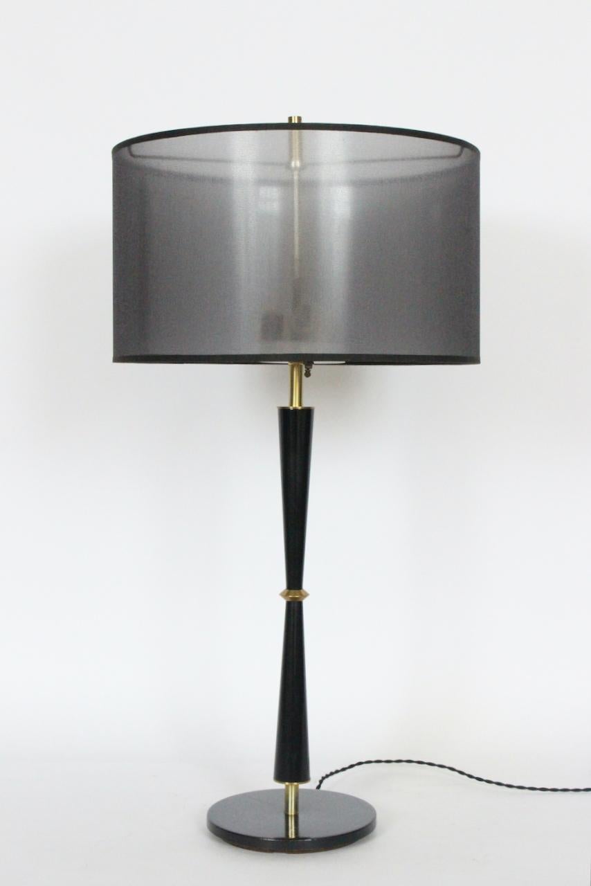 Moulage Gerald Thurston pour Lightolier - Lampe de bureau noire et en laiton en vente