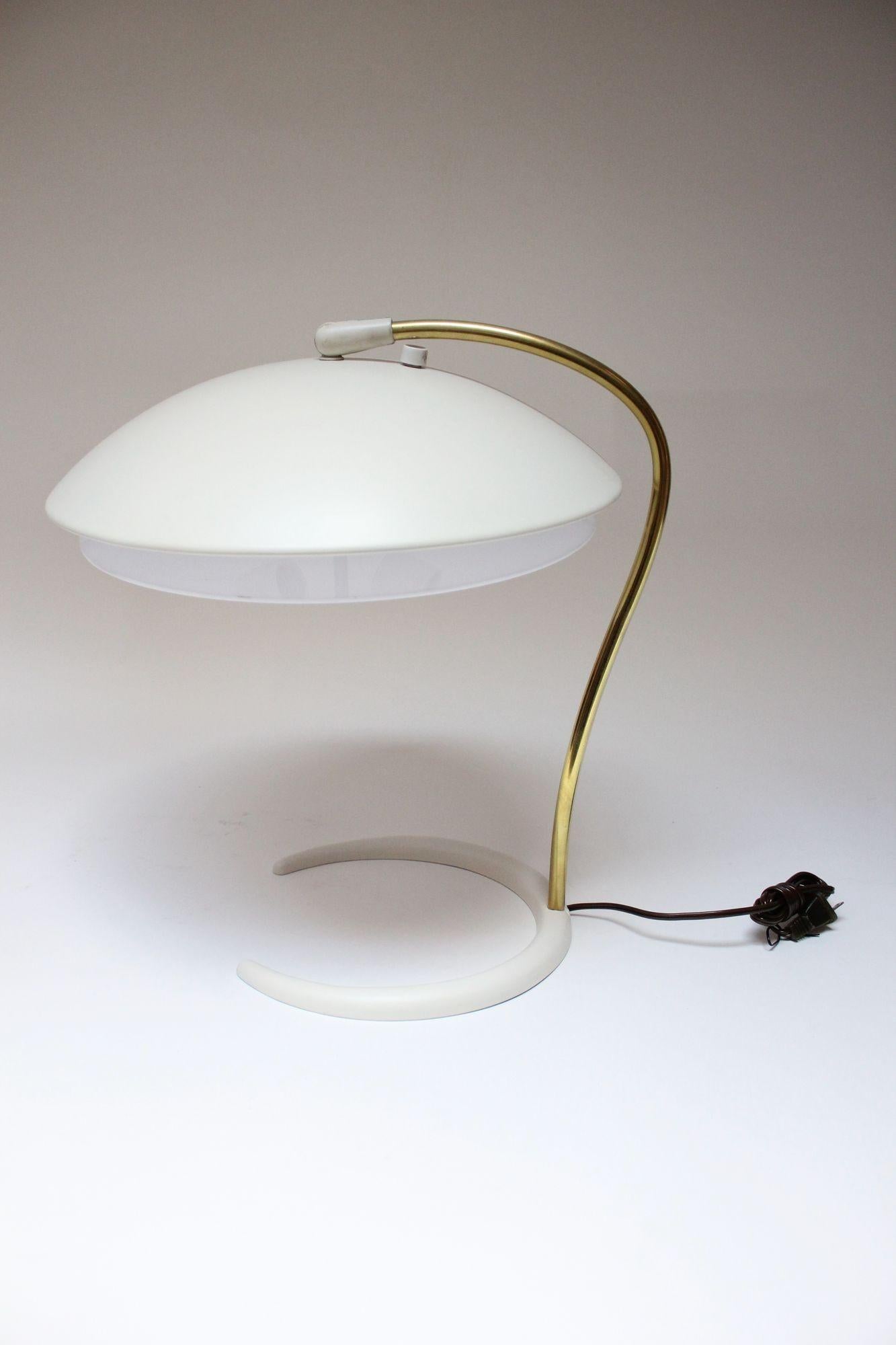 Gerald Thurston for Lightolier Brass and Metal Table Lamp with Crescent Base 10