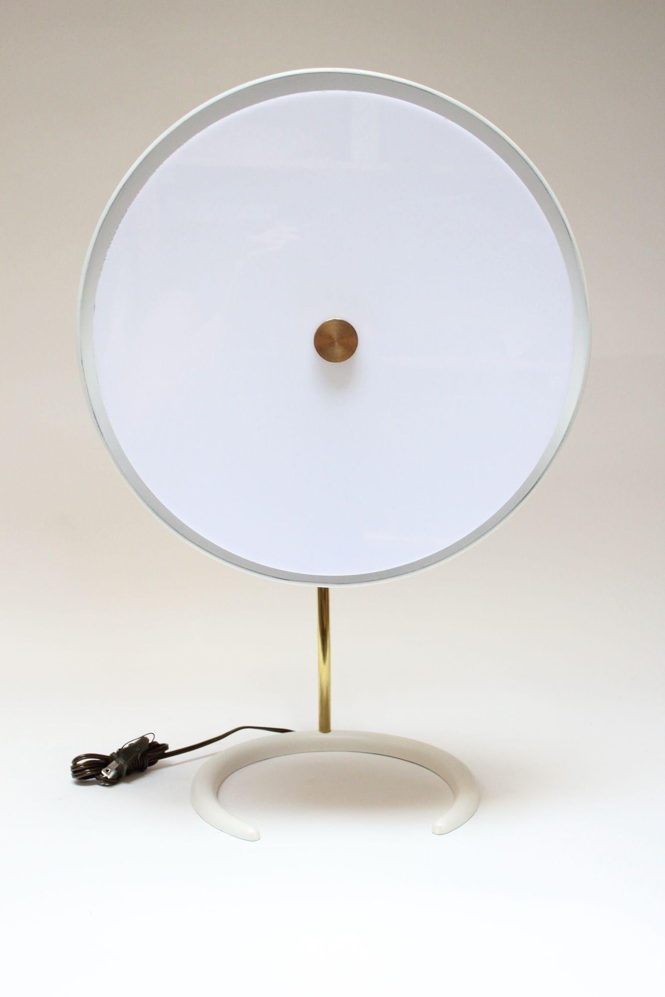 American Gerald Thurston for Lightolier Brass and Metal Table Lamp with Crescent Base