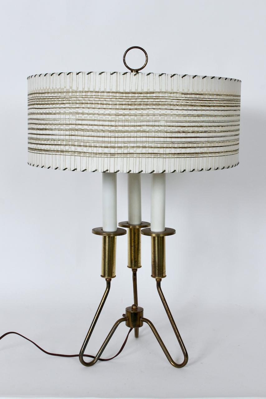 Gerald Thurston pour Lightolier Lampe à trois chandeliers en laiton en vente 1