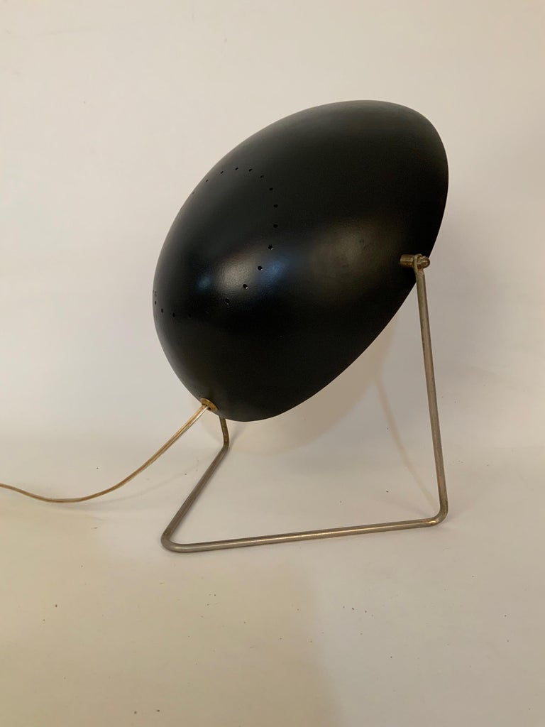 Gerald Thurston for Lightolier Cricket Lamp In Good Condition For Sale In Garnerville, NY