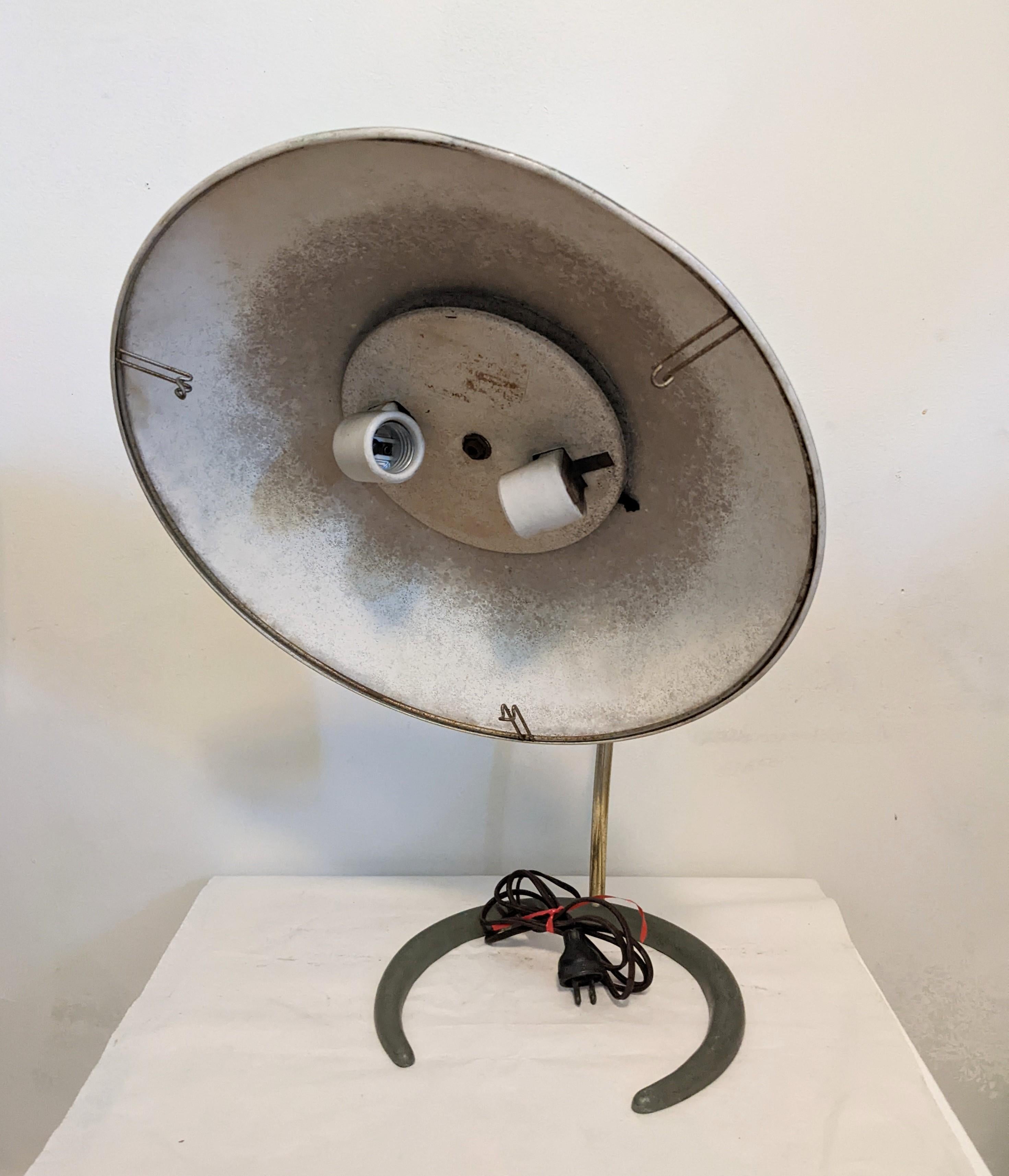 Gerald Thurston for Lightolier Desk Lamp For Sale 2