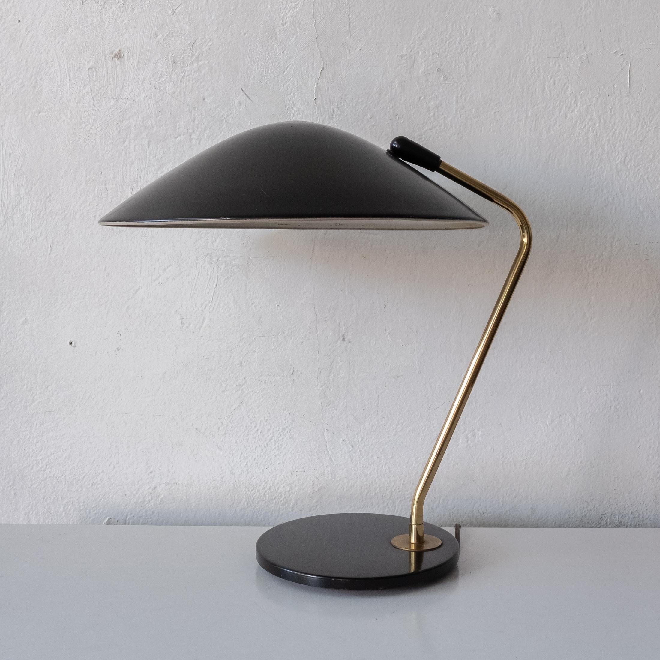 Mid-Century Modern Gerald Thurston for Lightolier Desk or Table Lamp