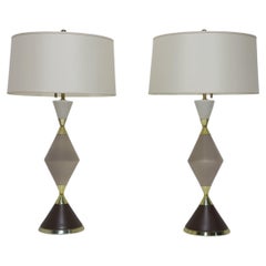 Gerald Thurston per le lampade da tavolo Lightolier Hourglass in porcellana e ottone