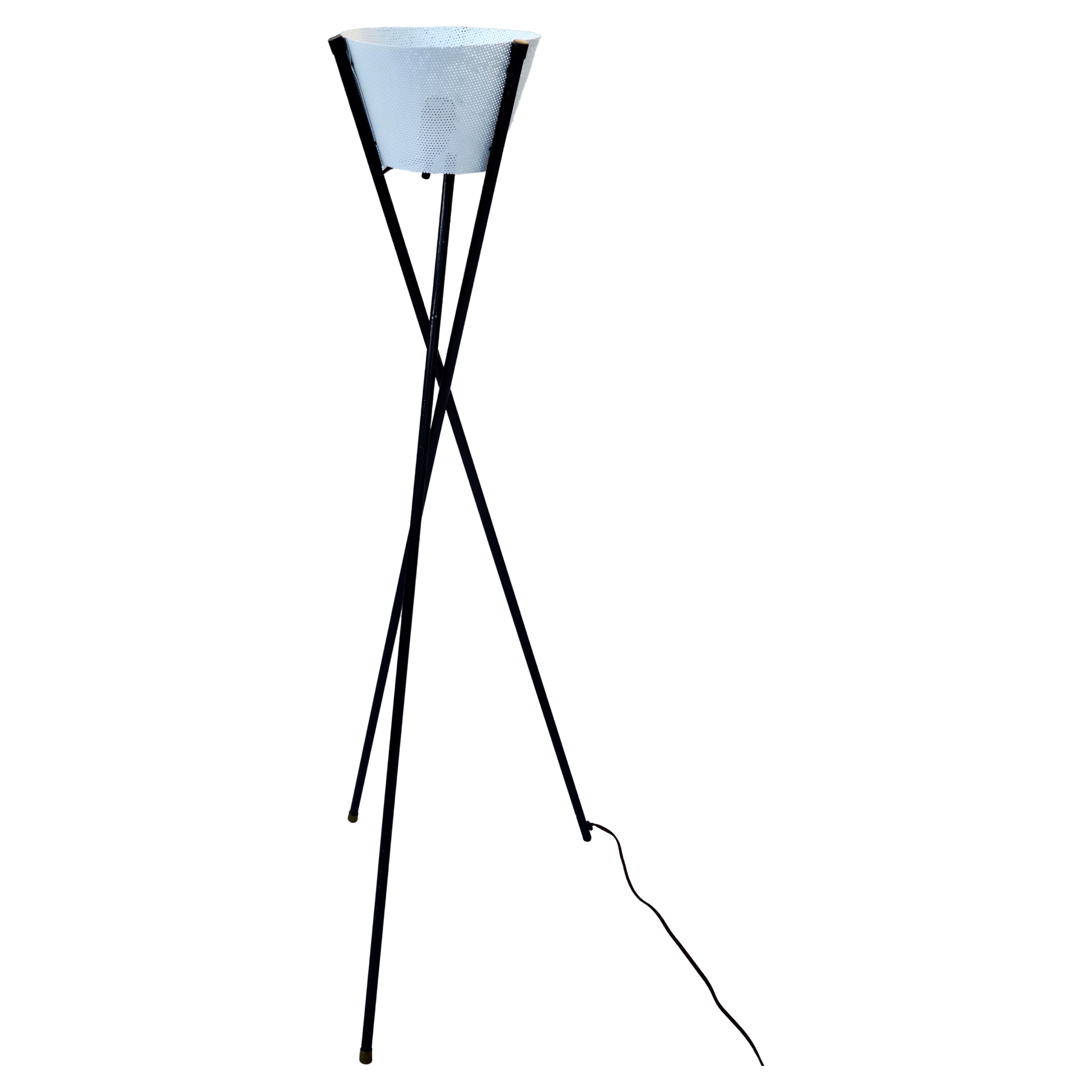 Gerald Thurston for Lightolier Tripod Floor Lamp For Sale 1