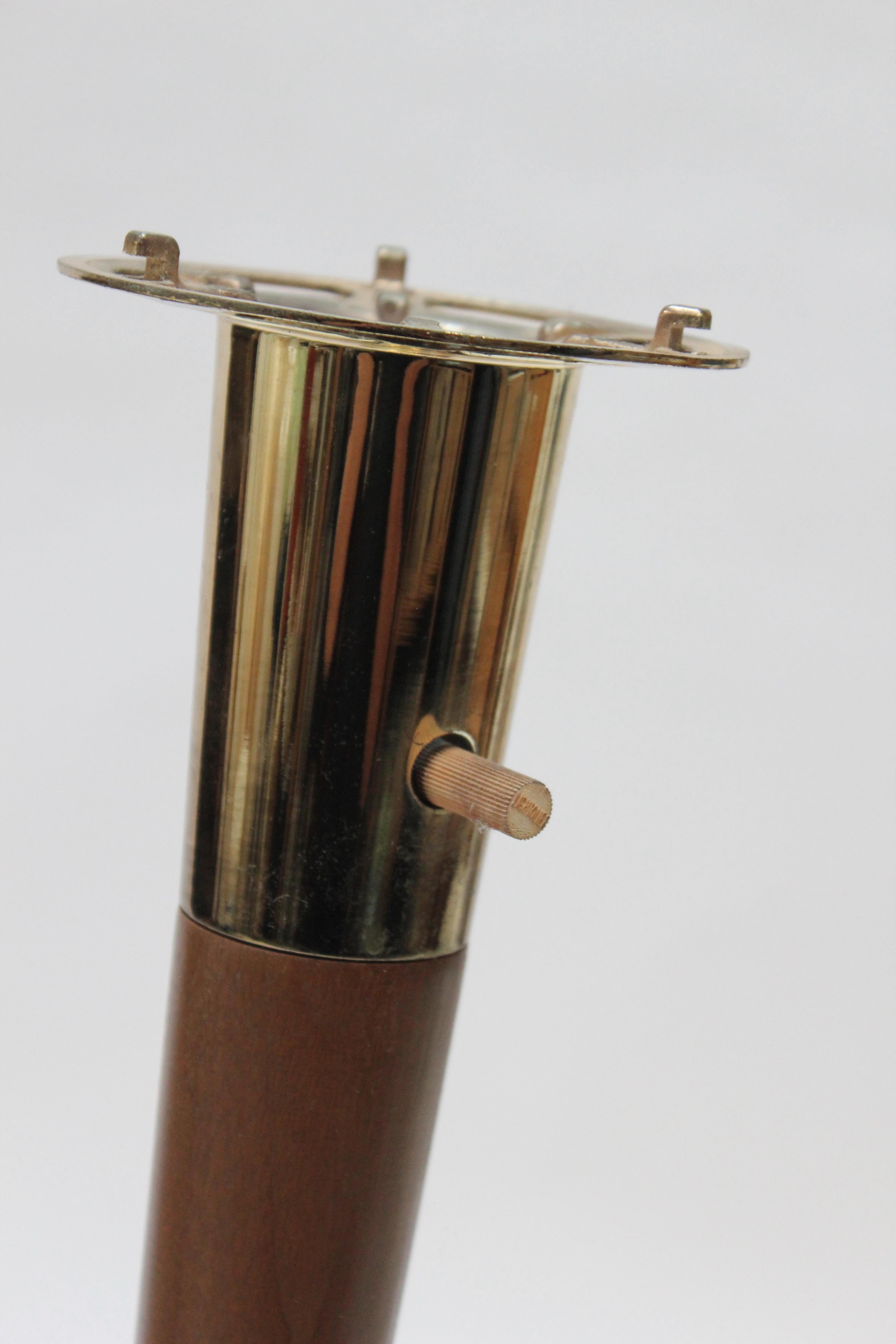 Gerald Thurston for Lightolier Walnut and Brass Table Lamp 5