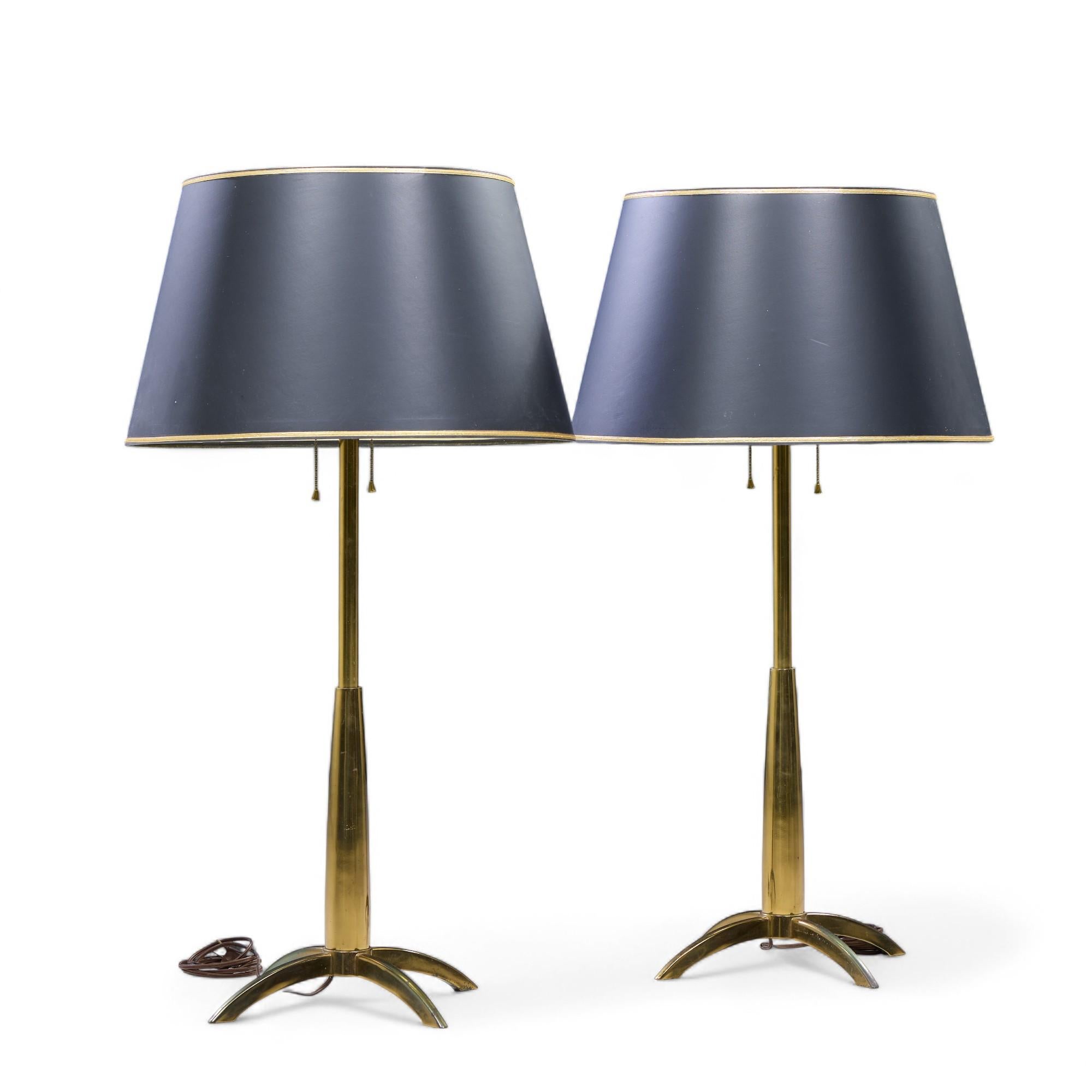 Gerald Thurston for Stiffel Mid Century Brass Rocket Table Lamp - Pair

Each lamp measures: 19 wide x 19 deep x 35 inches high

Great Vintage Condition

We take our photos in a controlled lighting studio to show as much detail as possible. We do NOT