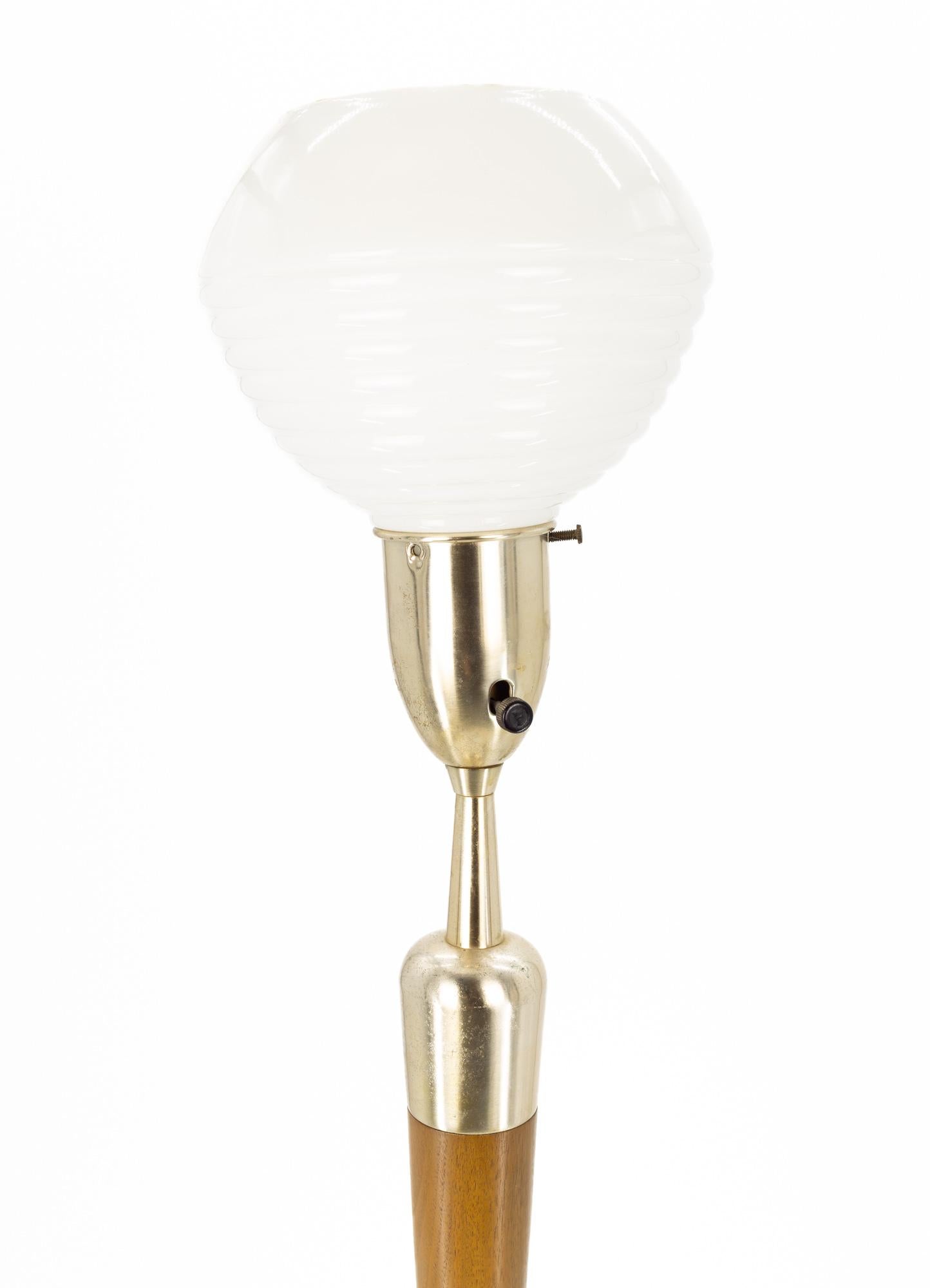 Late 20th Century Gerald Thurston for Stiffel Mid Century Teak Table Lamp For Sale