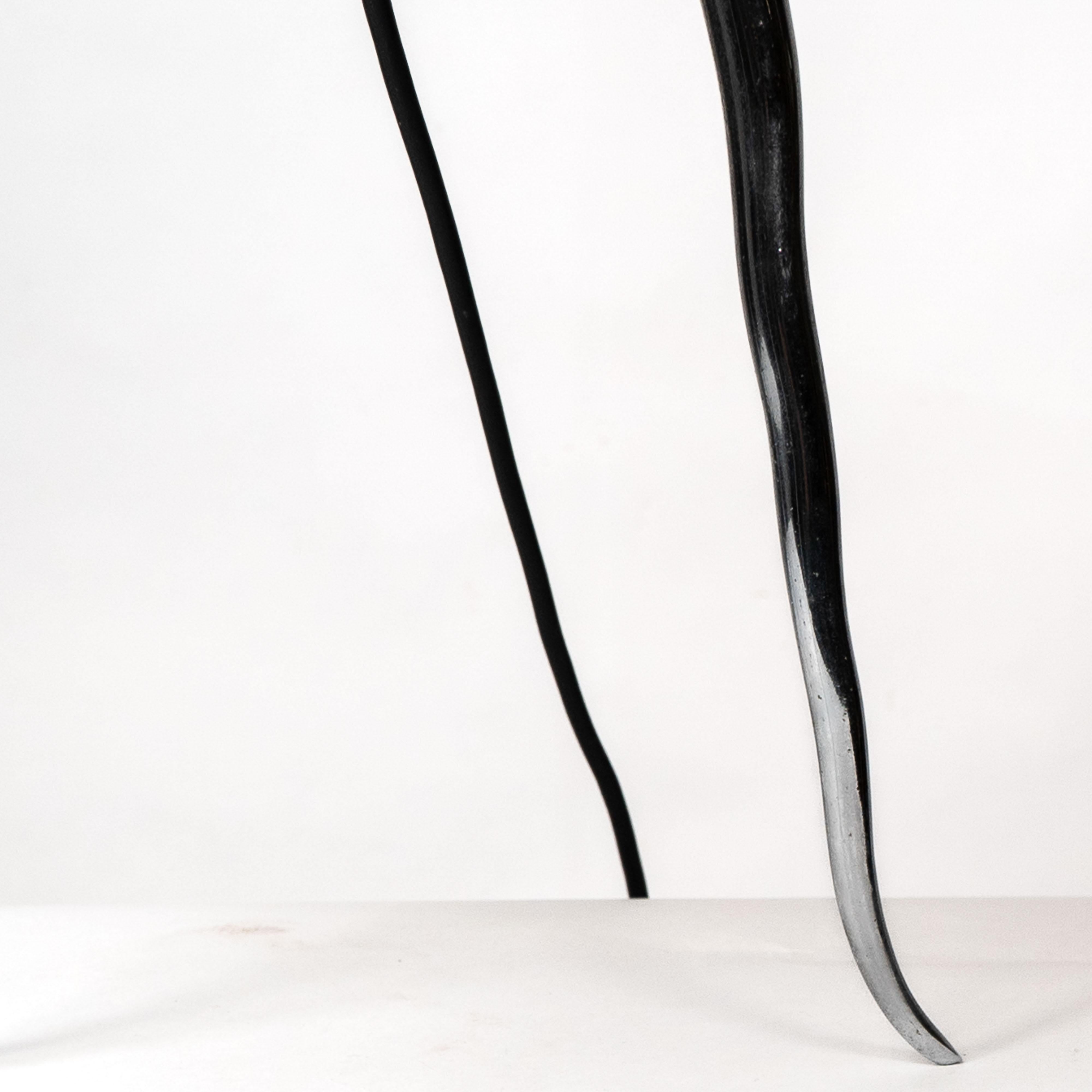 Gerald Thurston dans le style de. Lampe de table tripode en acier poli du milieu du siècle dernier en vente 9