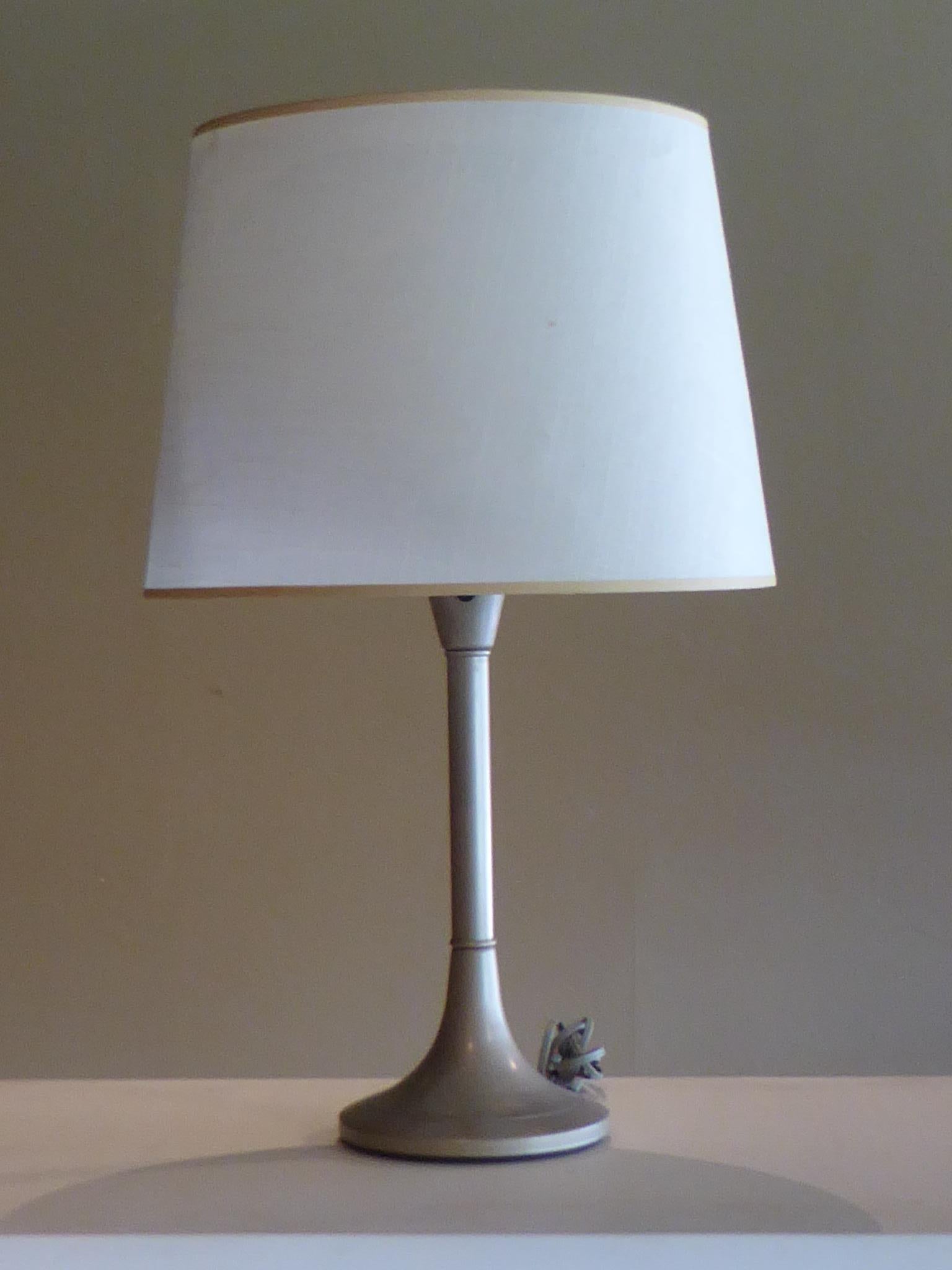 Mid-Century Modern Gerald Thurston Lightolier Style Mid Century Modern Design Desk Lamp 1950s For Sale