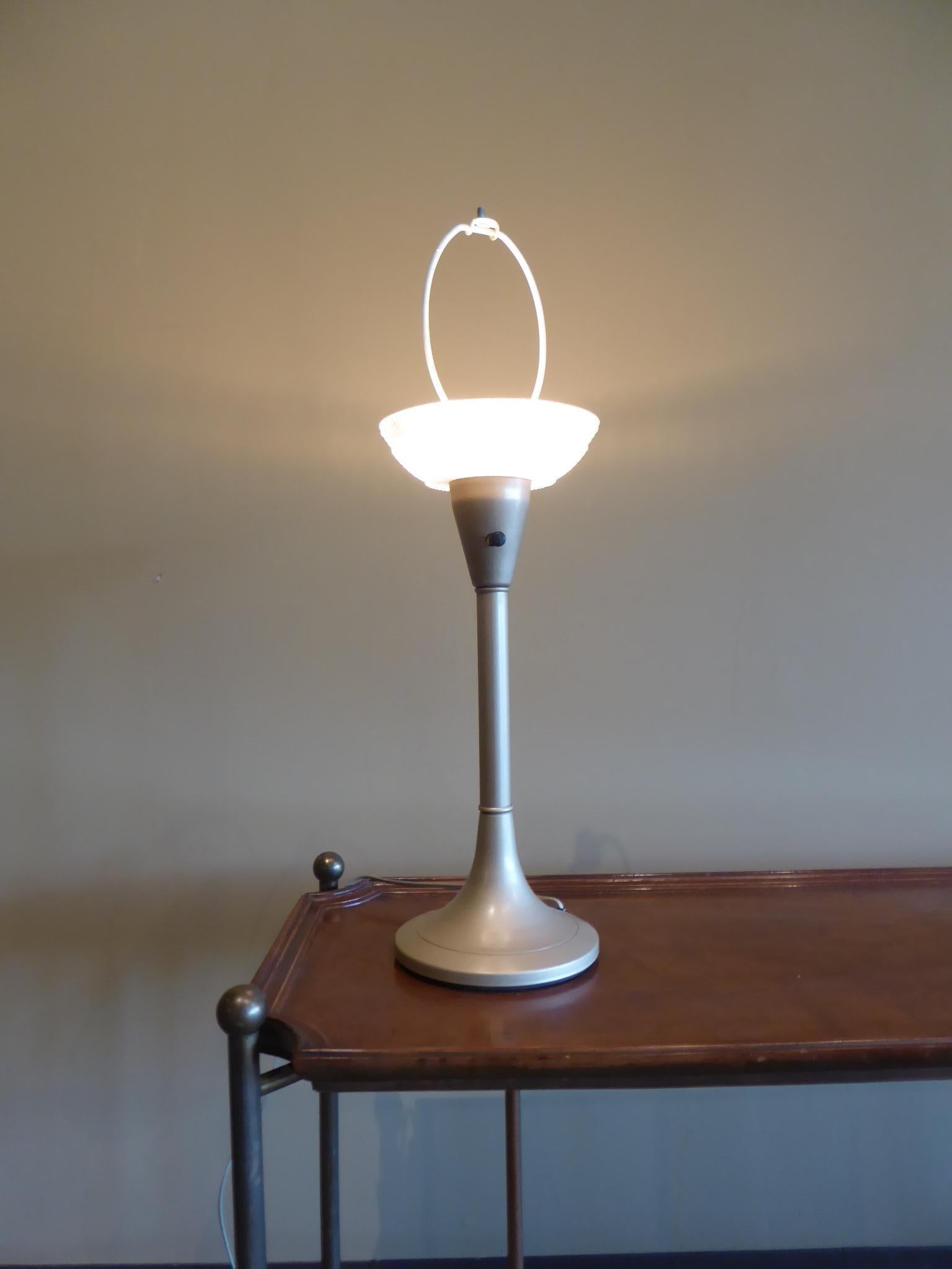 Mid-20th Century Gerald Thurston Lightolier Style Mid Century Modern Design Desk Lamp 1950s For Sale