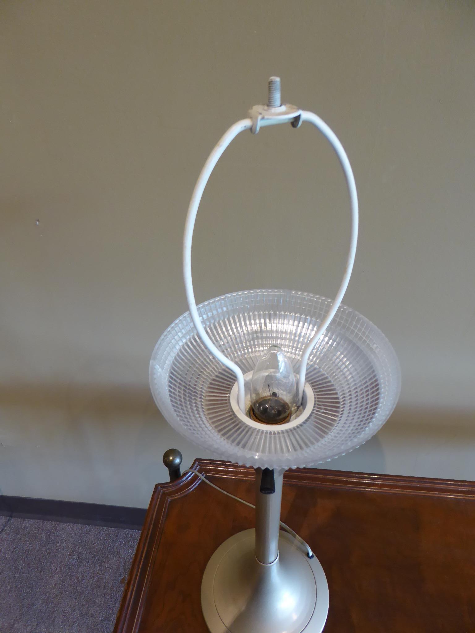 Metal Gerald Thurston Lightolier Style Mid Century Modern Design Desk Lamp 1950s For Sale