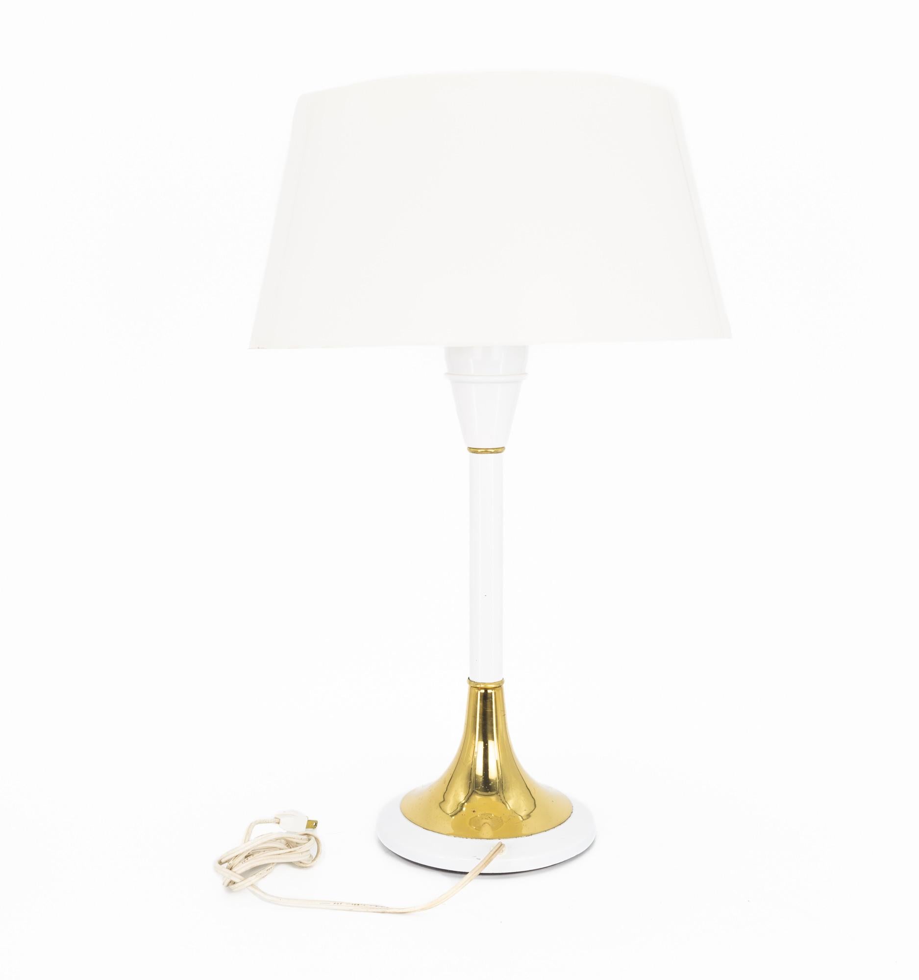American Gerald Thurston Mid Century White Aluminum and Brass Table Lamp  For Sale