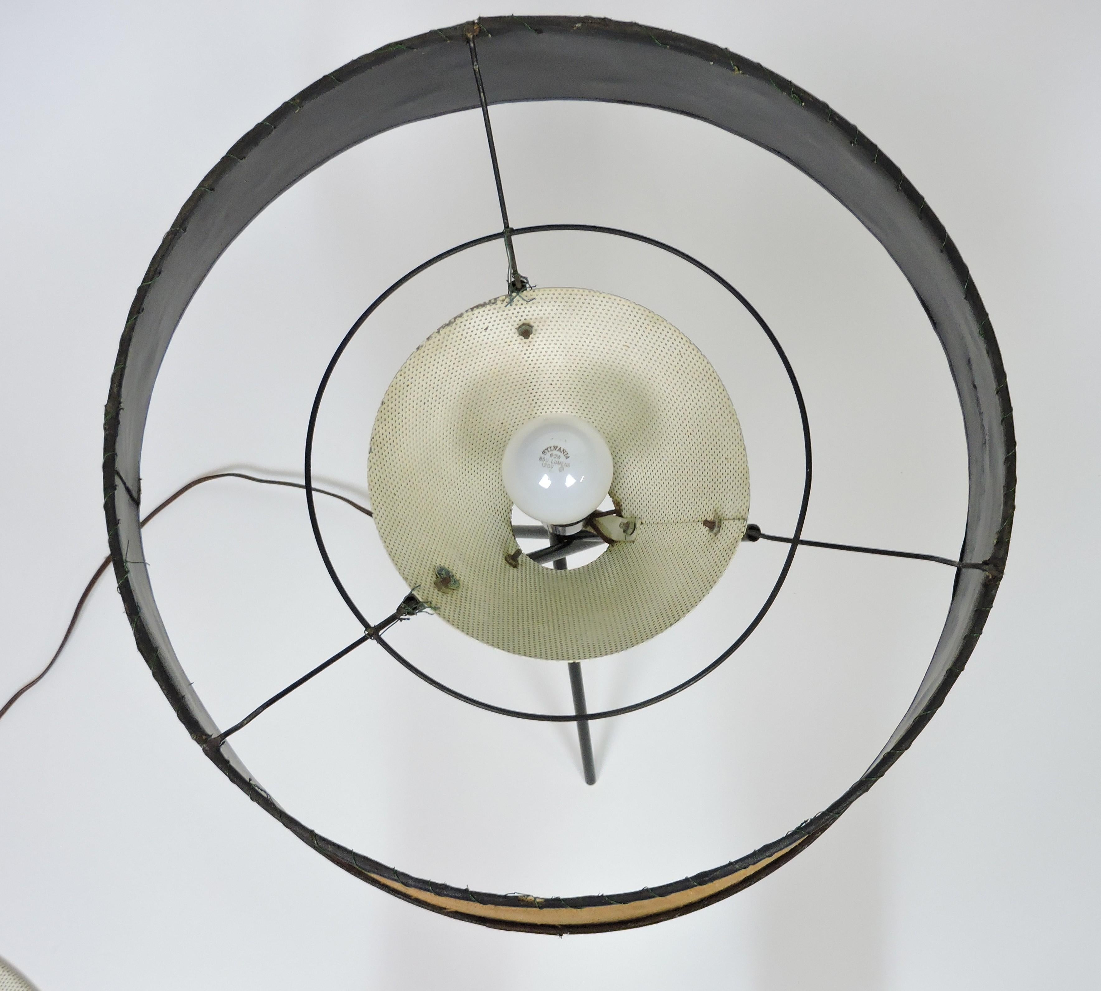 Mid-20th Century Gerald Thurston Mid Century Modern Tripod Table Lamp for Lightolier For Sale