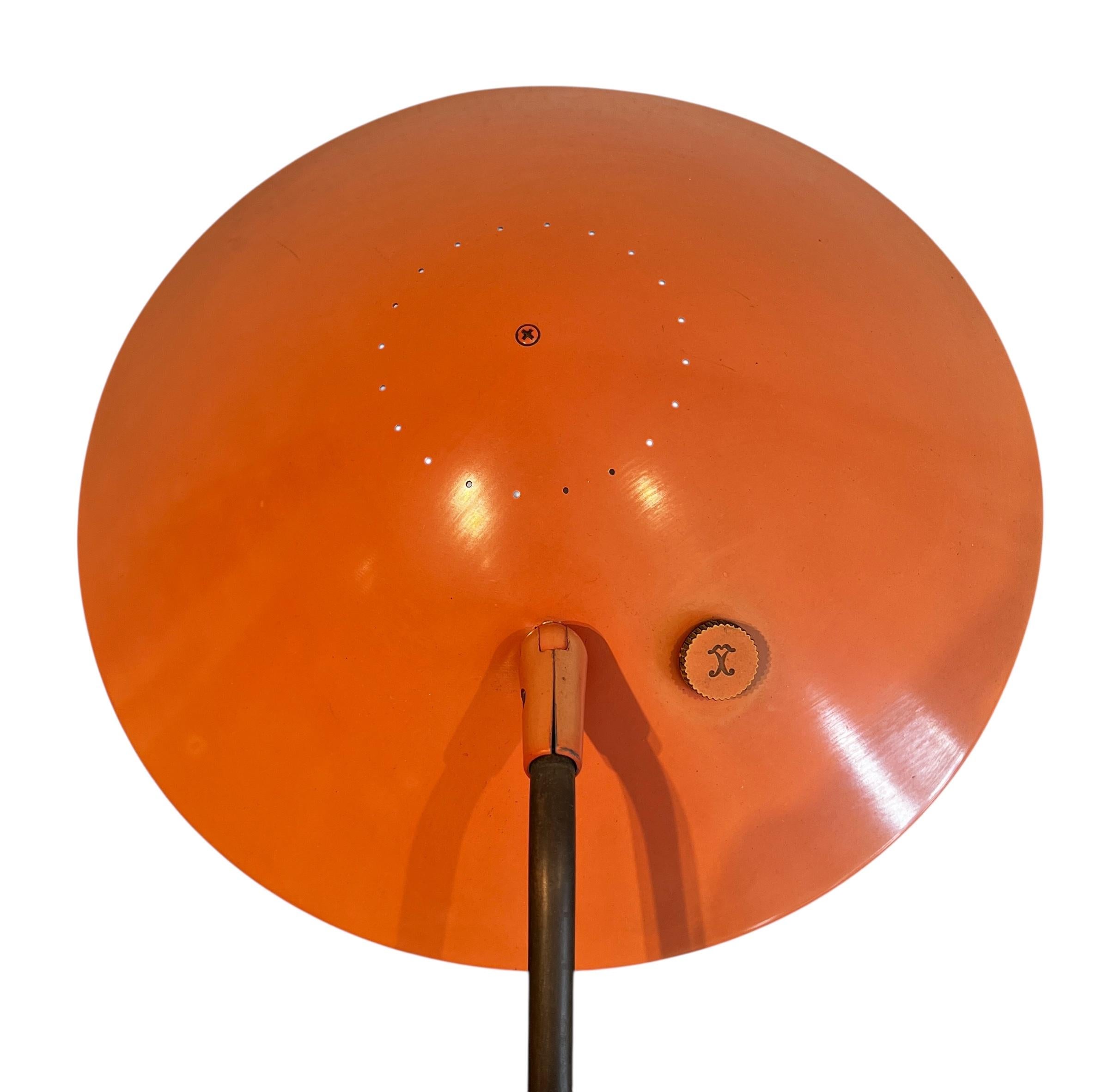 Gerald Thurston Orange Untersetzer Stehleuchte für Lightolier im Angebot 3