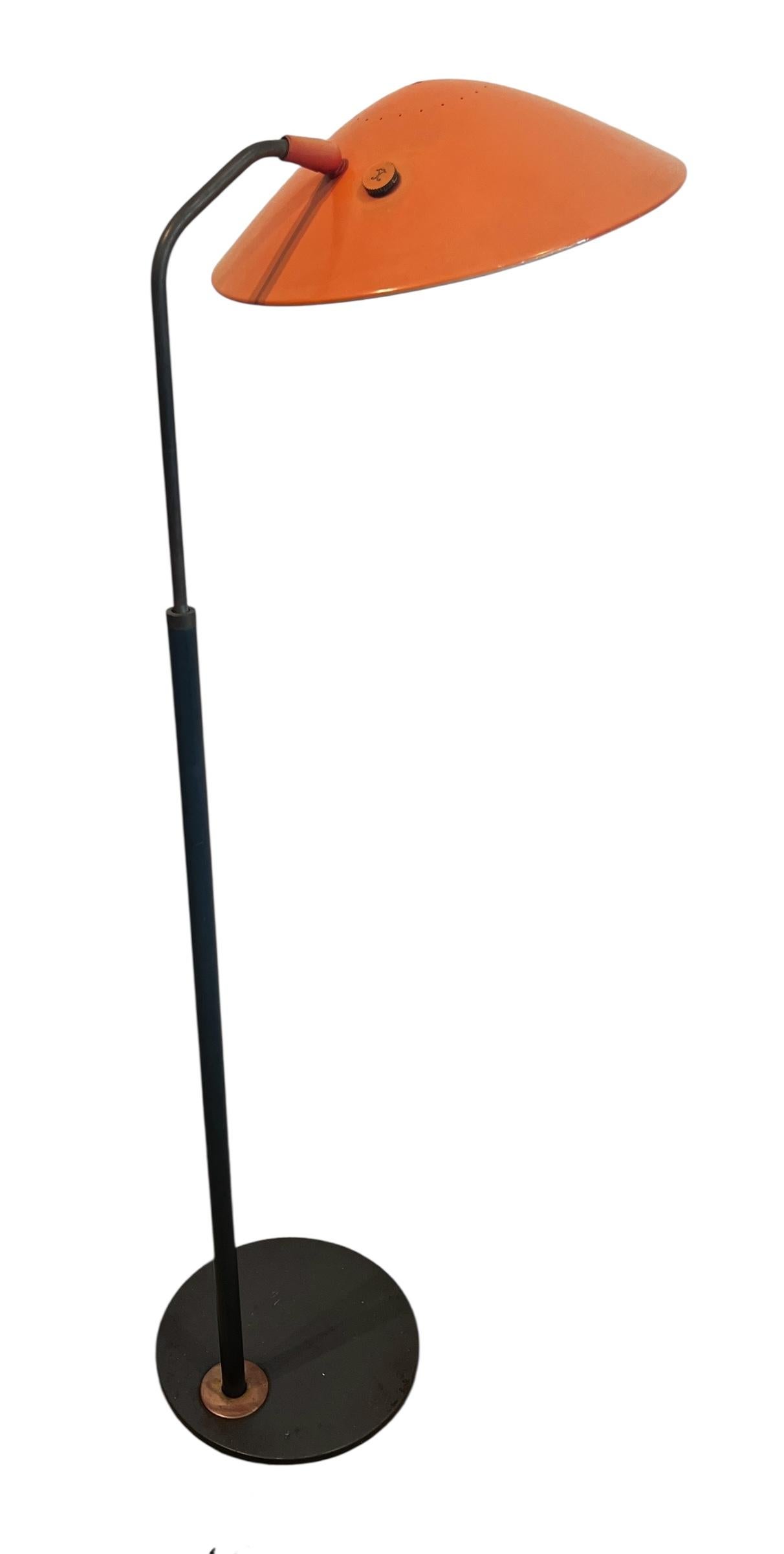 Gerald Thurston Orange Untersetzer Stehleuchte für Lightolier im Angebot 1