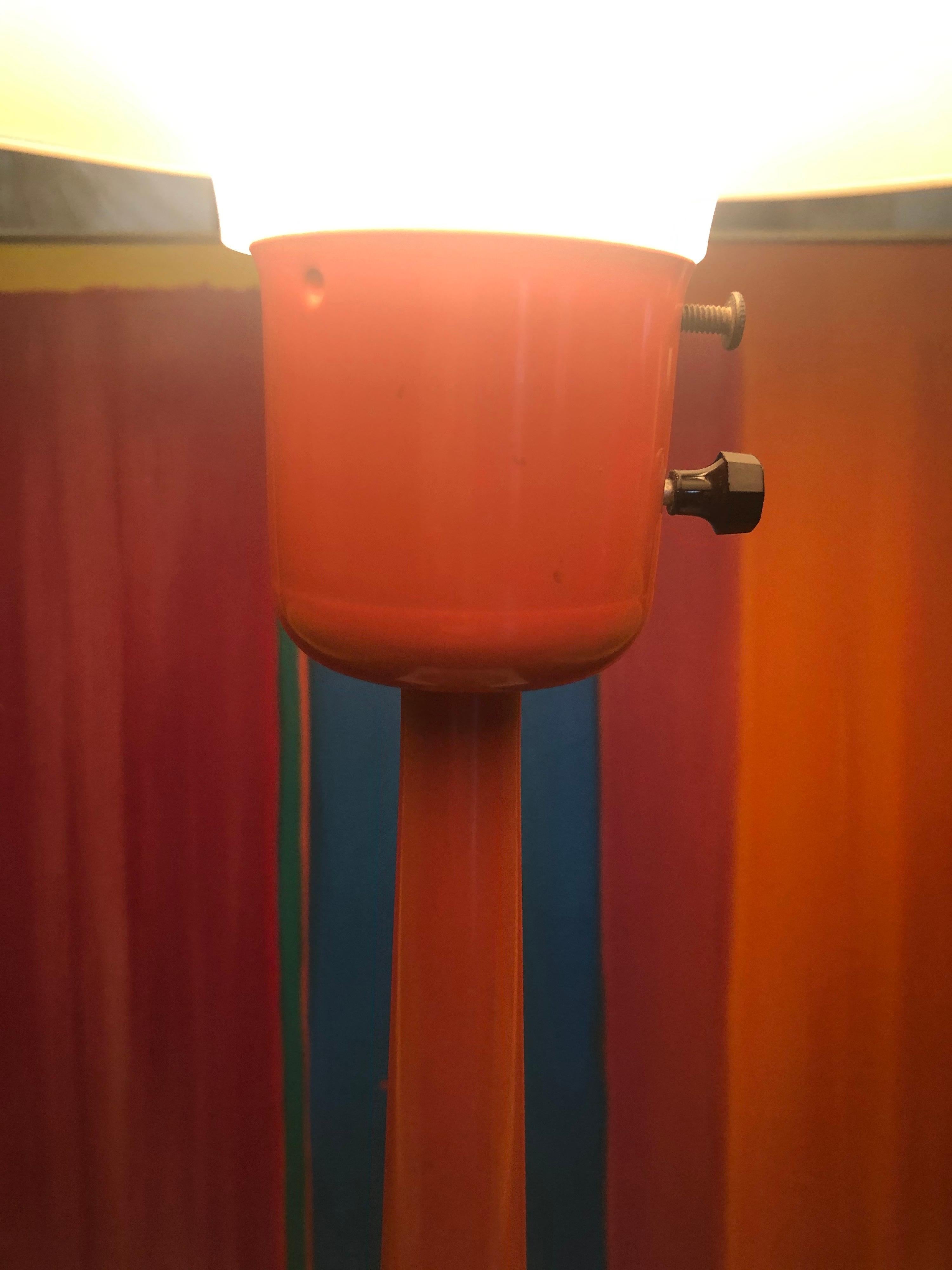 Gerald Thurston Orange Table Lamp by Lightolier For Sale 4