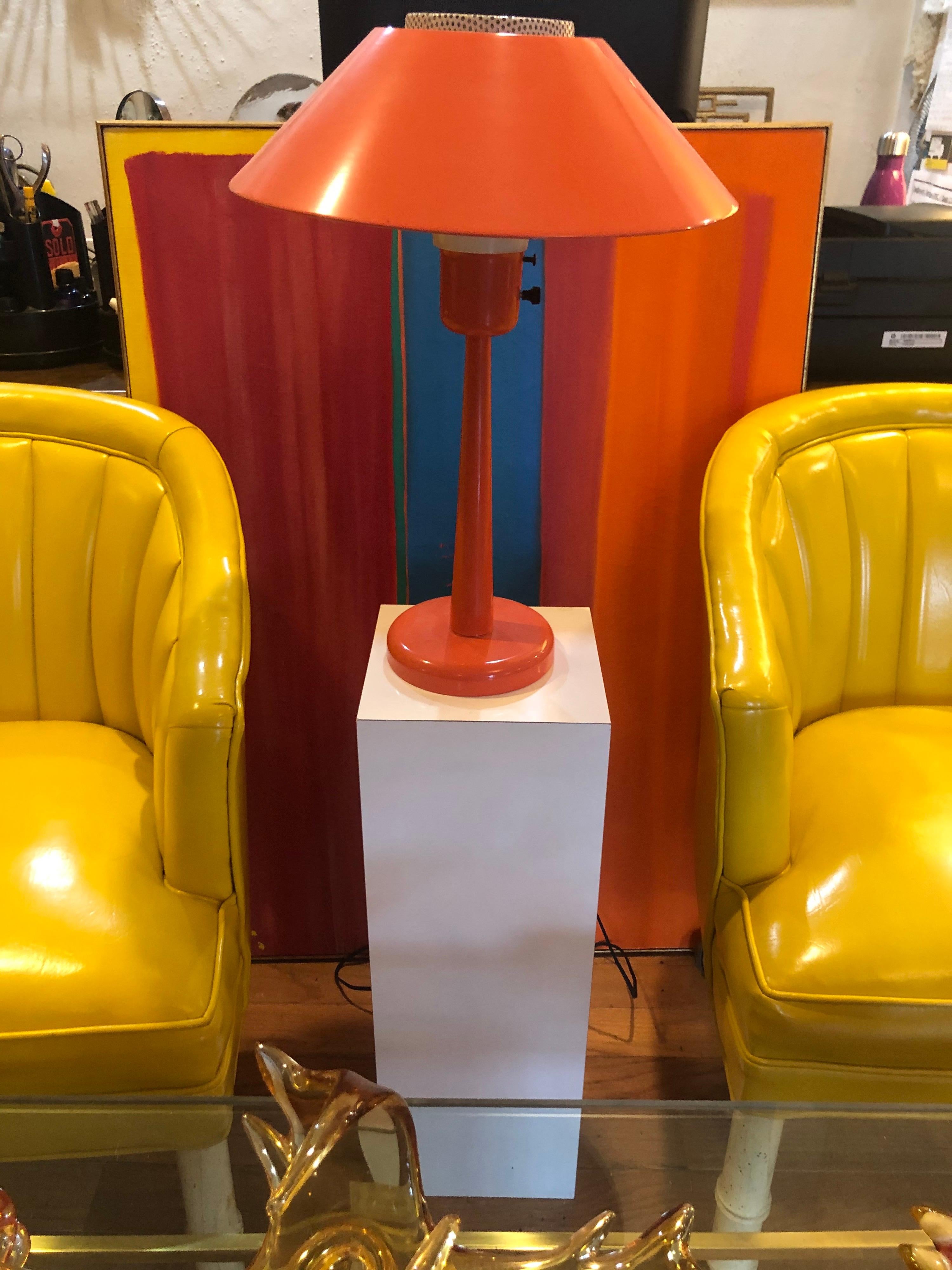 Mid-Century Modern Gerald Thurston Orange Table Lamp by Lightolier For Sale