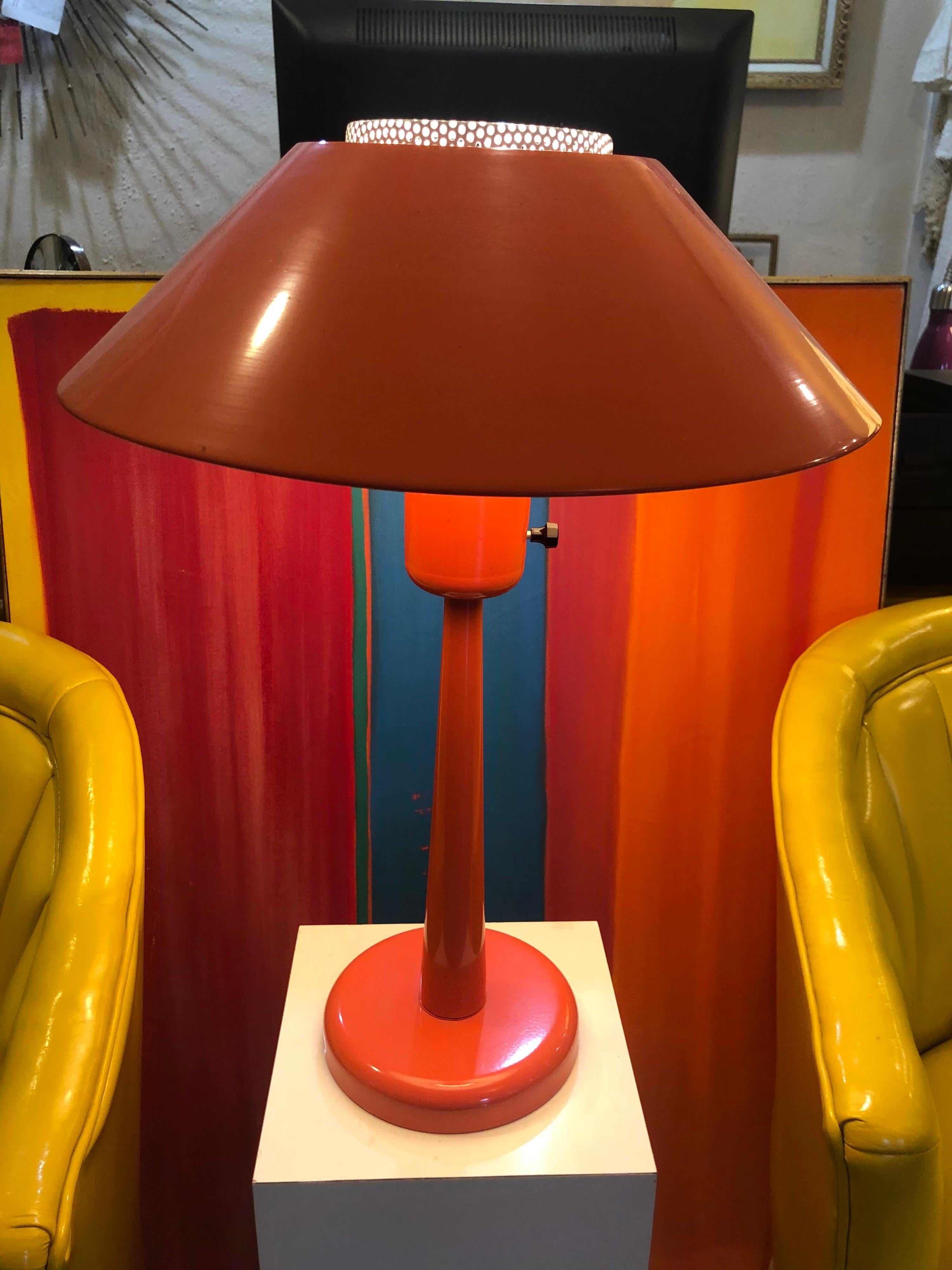 Mid-20th Century Gerald Thurston Orange Table Lamp by Lightolier For Sale