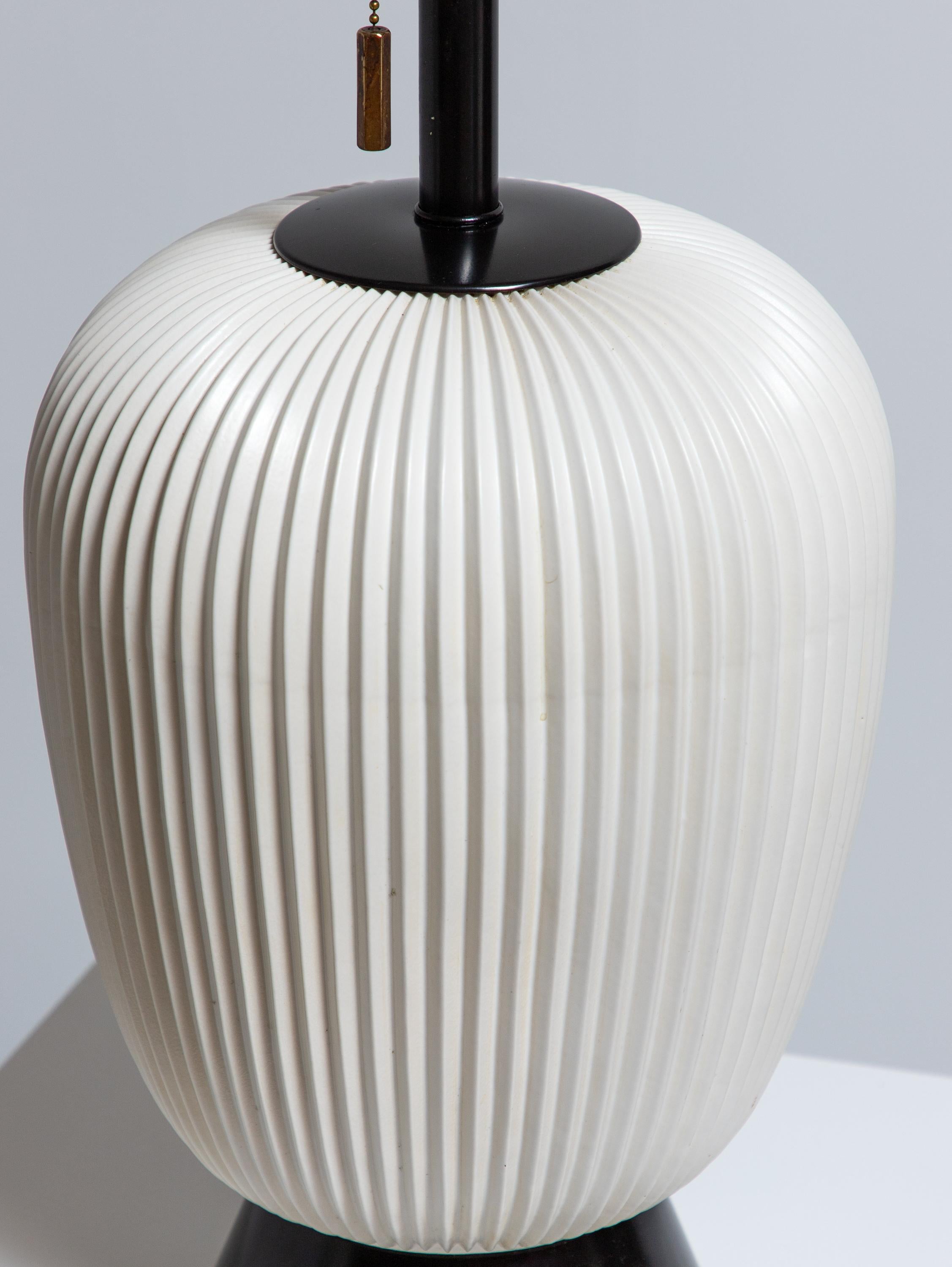 20th Century Gerald Thurston Ribbed Ceramic Table Lamps For Sale