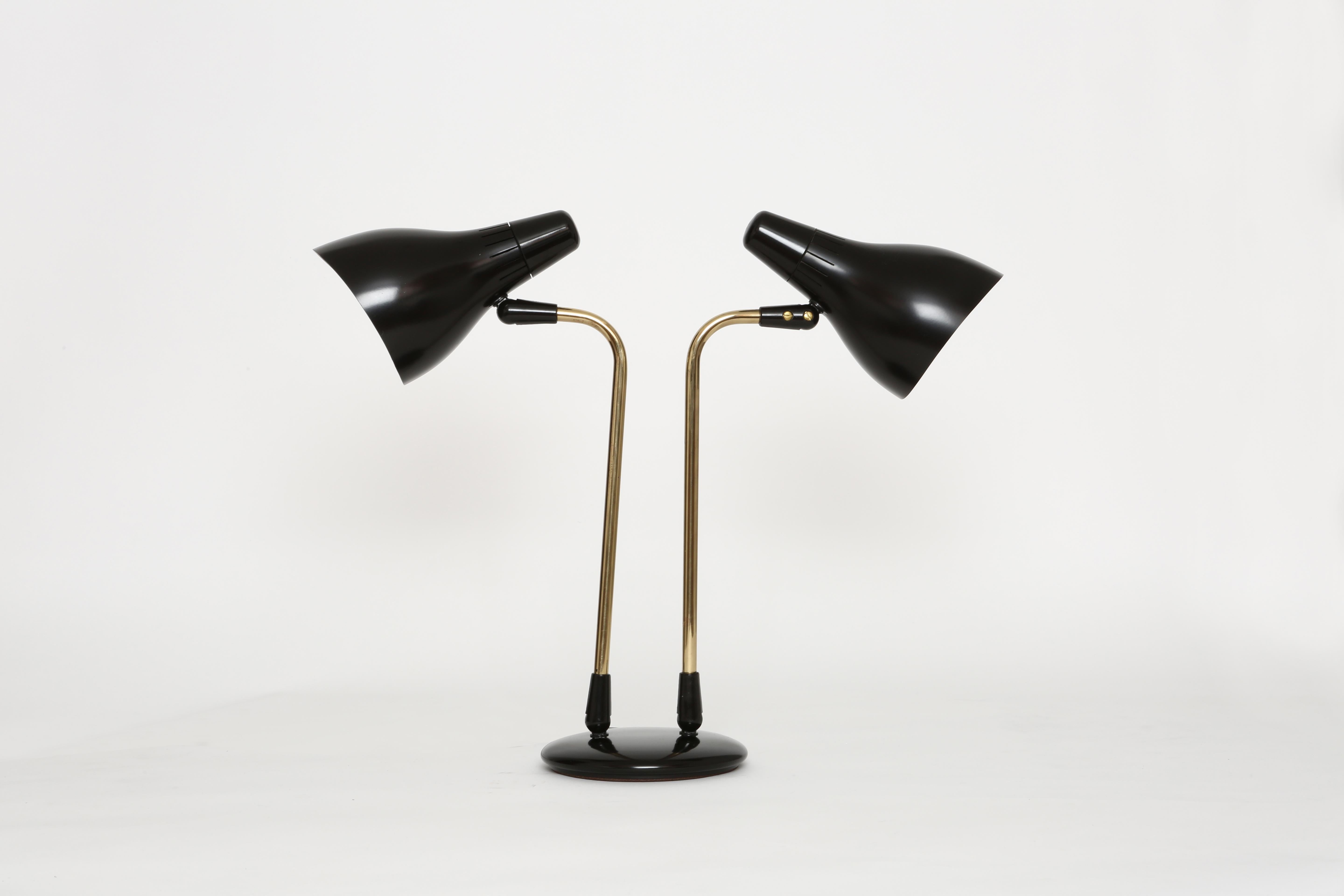 Gerald Thurston Table Lamp for Lightolier In Good Condition In Brooklyn, NY