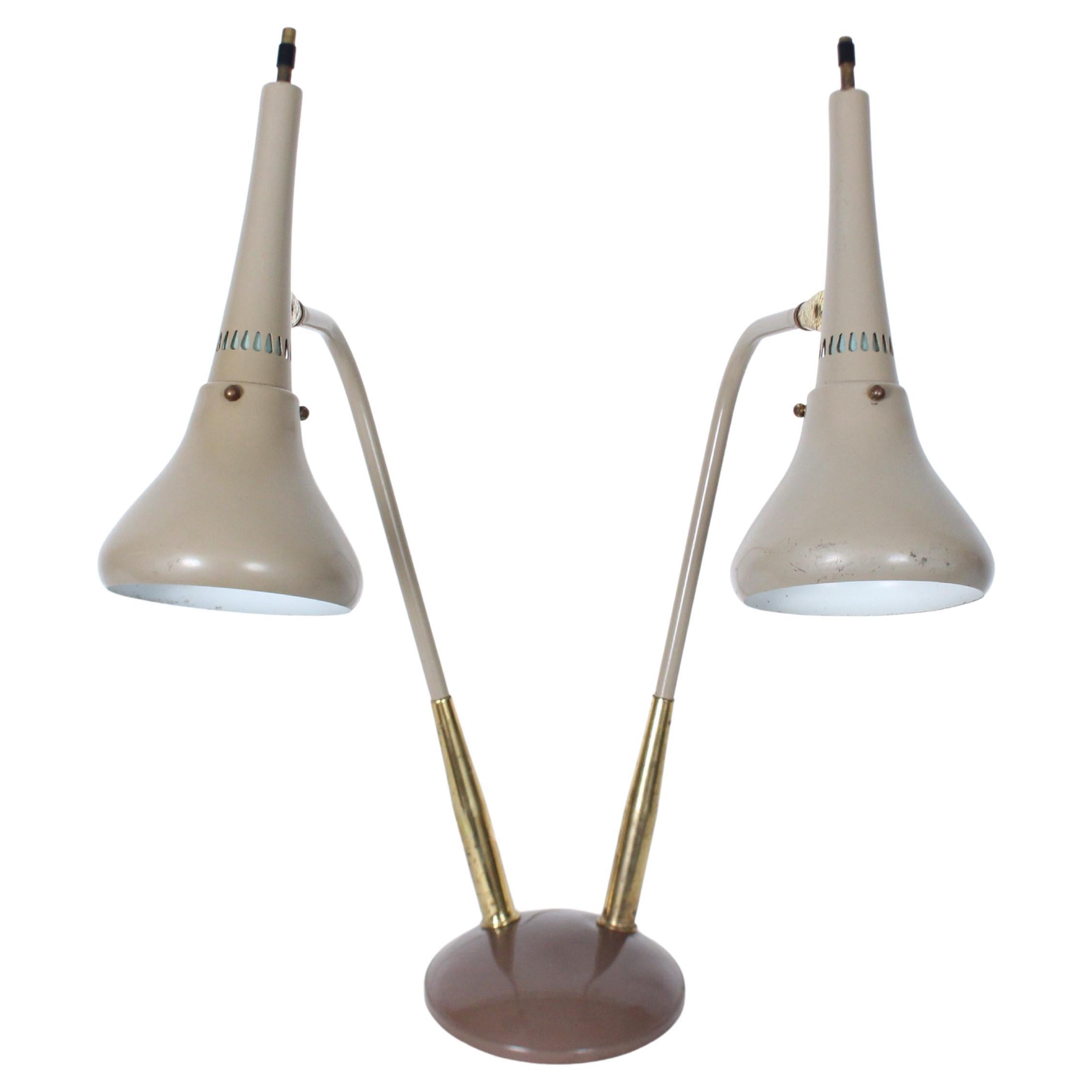 Lampada da scrivania a doppio cono in ottone e smalto grigio di Gerald Thurston, CIRCA 1960 in vendita