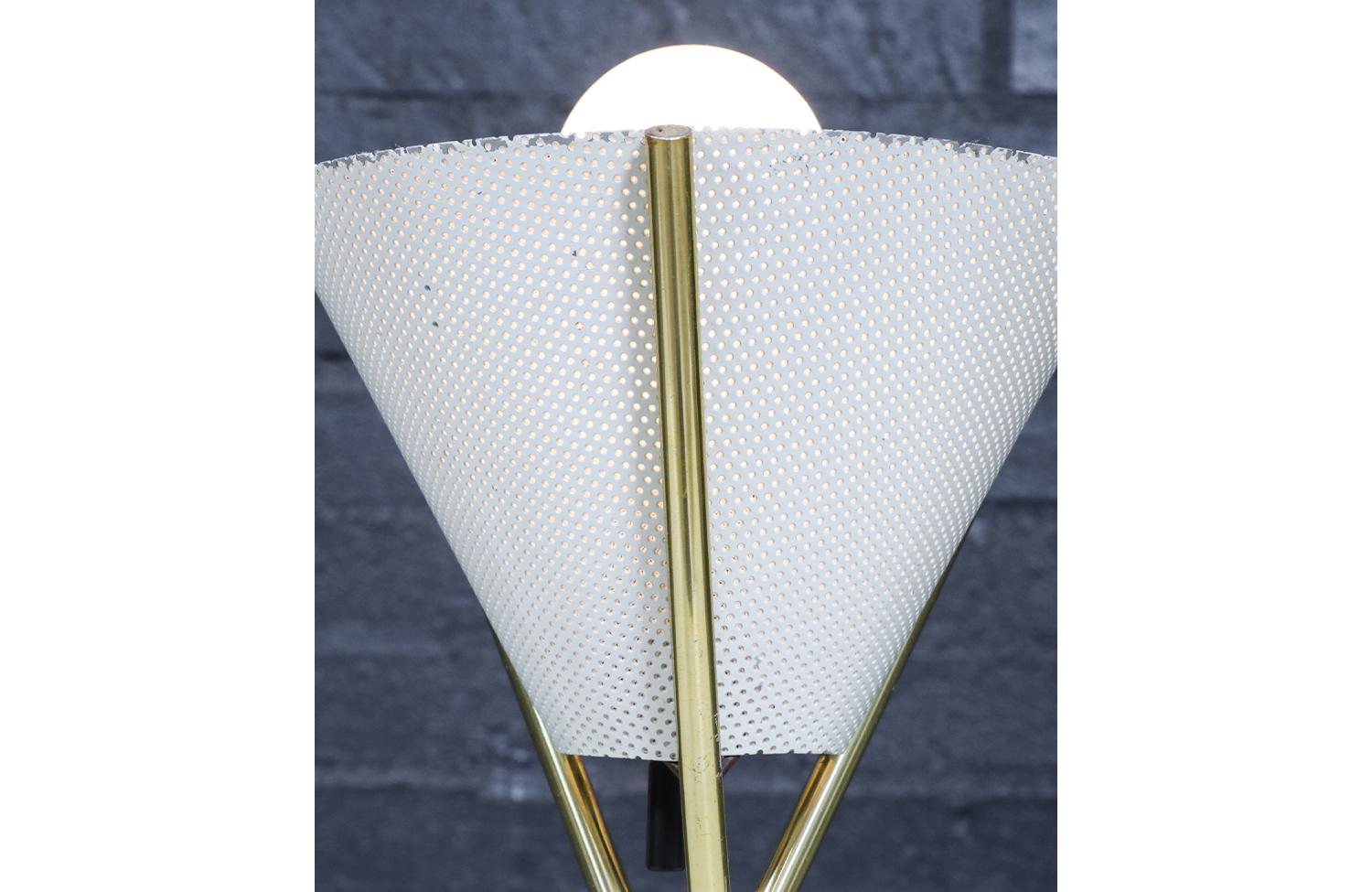 Gerald Thurston lampe de table tripode en laiton pour Lightolier en vente 2