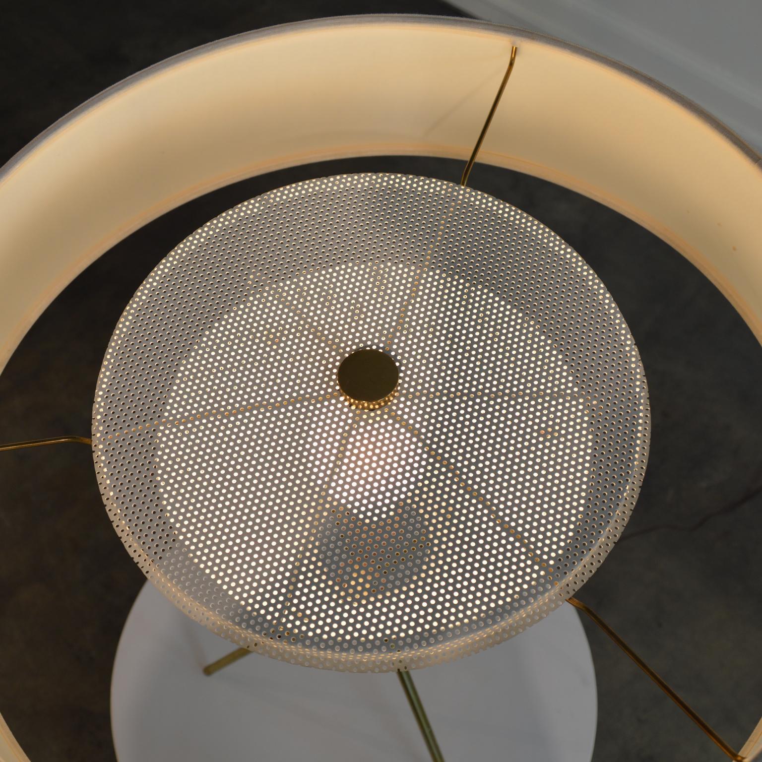 Mid-Century Modern Gerald Thurston Tripod Table Lamp For Sale