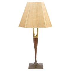 Lampada da tavolo “Wishbone” in noce e metallo bronzato di Gerald Thurston