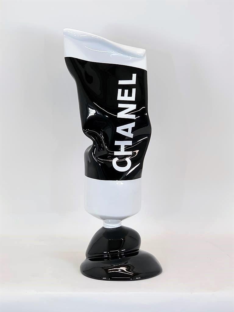 Geraldine Morin Still-Life Sculpture - Chanel Tube