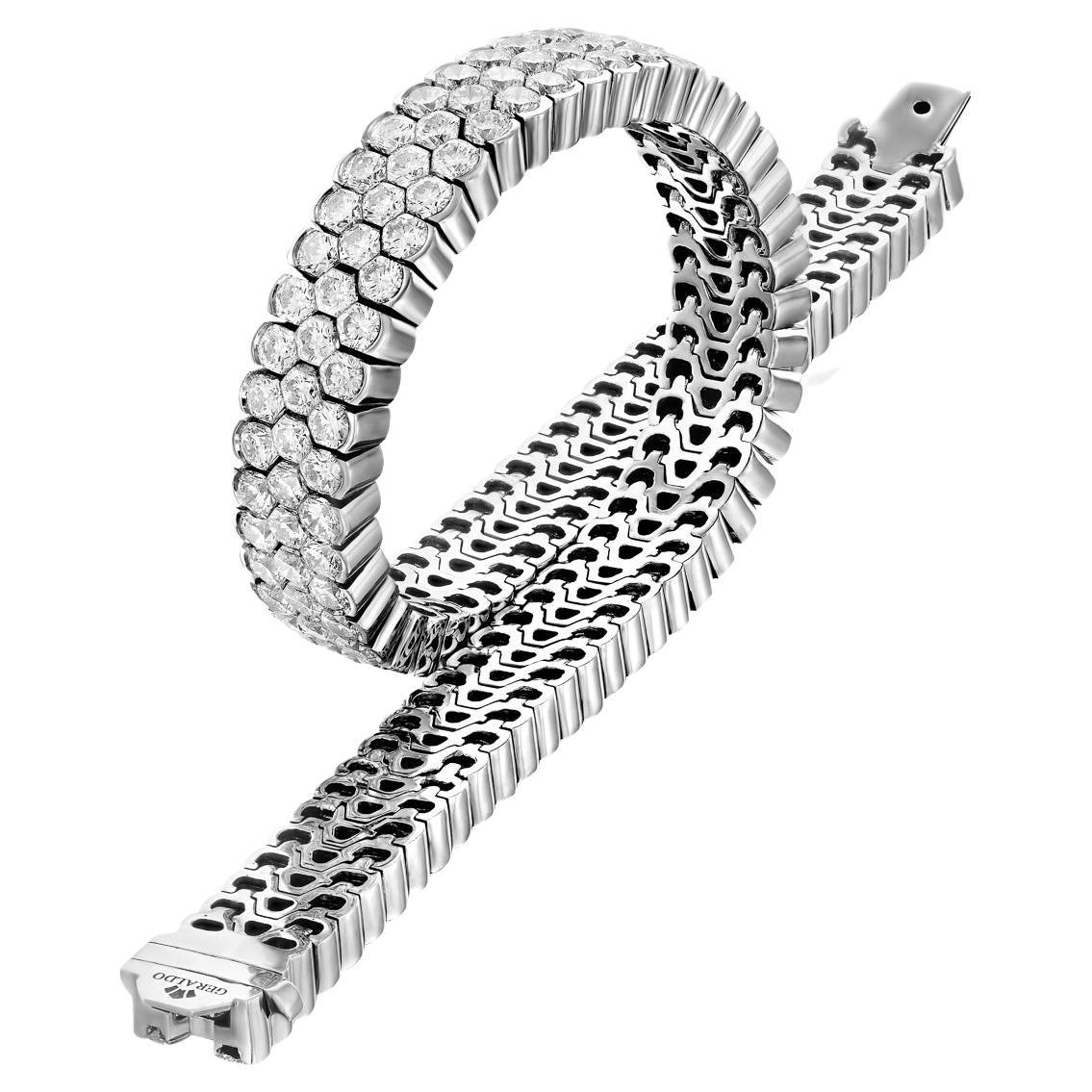 Geraldo Bracelet en or blanc à 3 rangées de diamants de 14,2 carats à sertissage invisible 