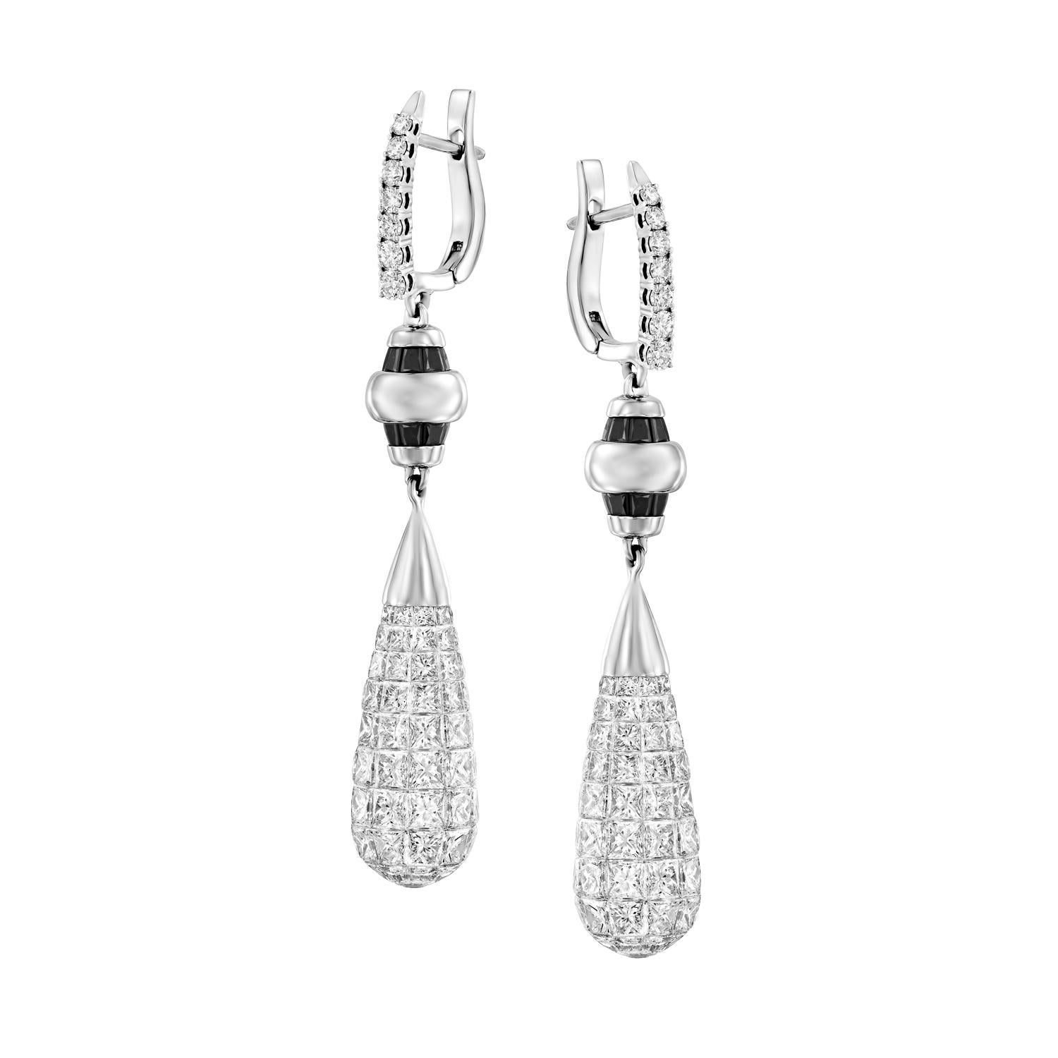 Modern Geraldo 23.15 Carat Briolettes Diamond Invisible Setting Earrings For Sale